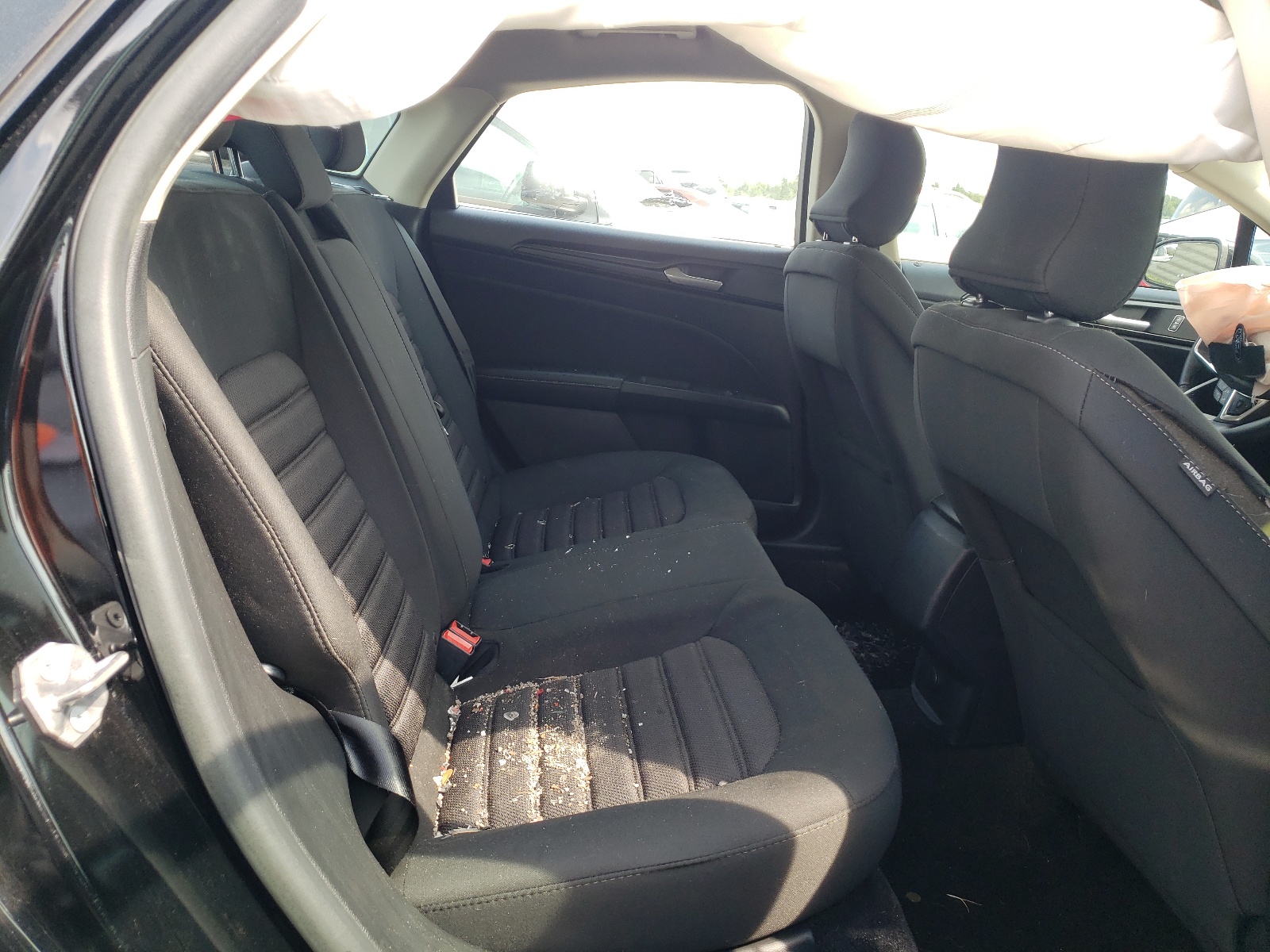 Photo 6 from auction – 2018 FORD FUSION S with VIN 3FA6P0G76JR255249