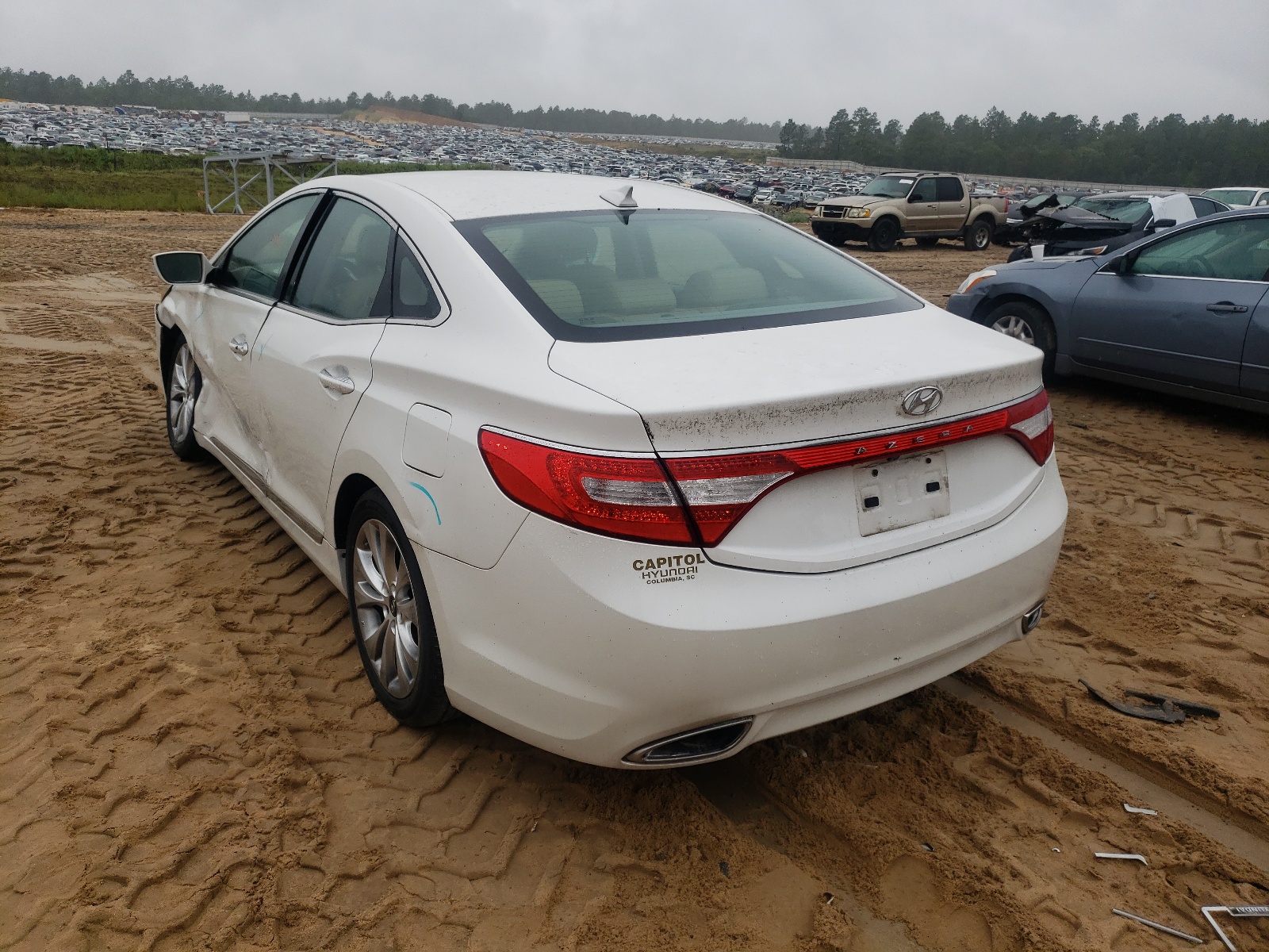 Photo 3 from auction – 2013 HYUNDAI AZERA with VIN KMHFG4JG5DA252590