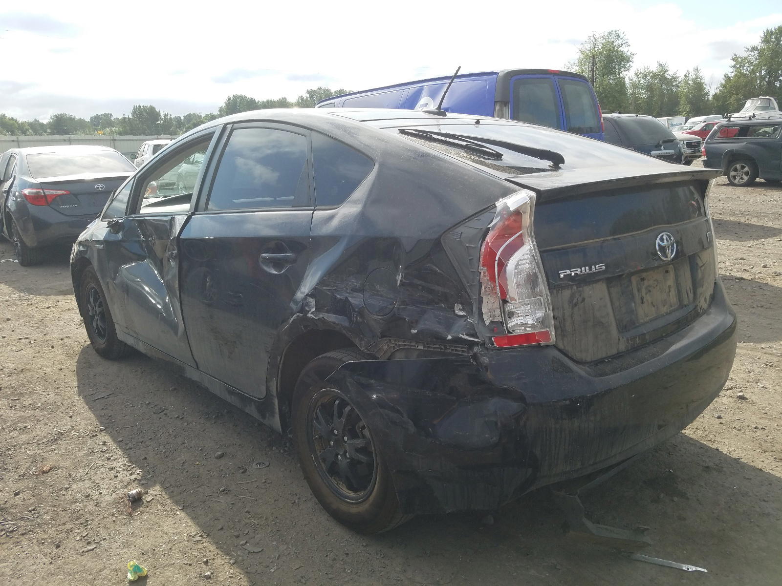 Photo 3 from auction – 2013 TOYOTA PRIUS with VIN JTDKN3DU2D5627428