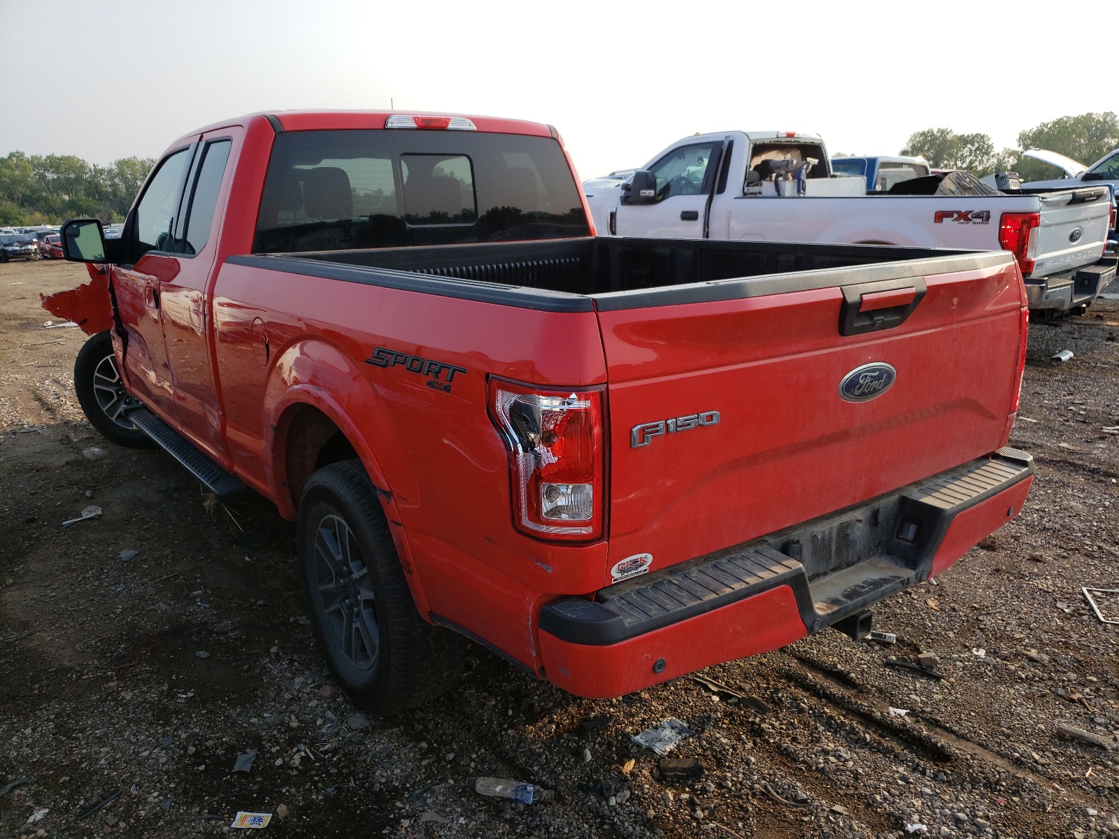 Photo 3 from auction – 2016 FORD F150 SUPER with VIN 1FTEX1EP8GKG05511