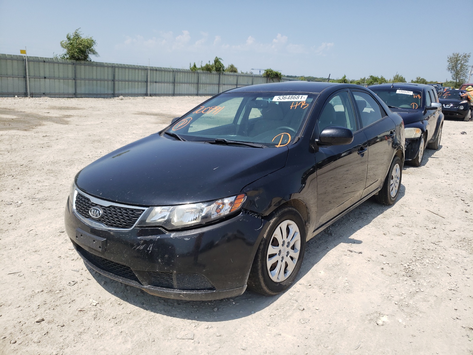 Photo 2 from auction – 2013 KIA FORTE LX with VIN KNAFT4A24D5700991