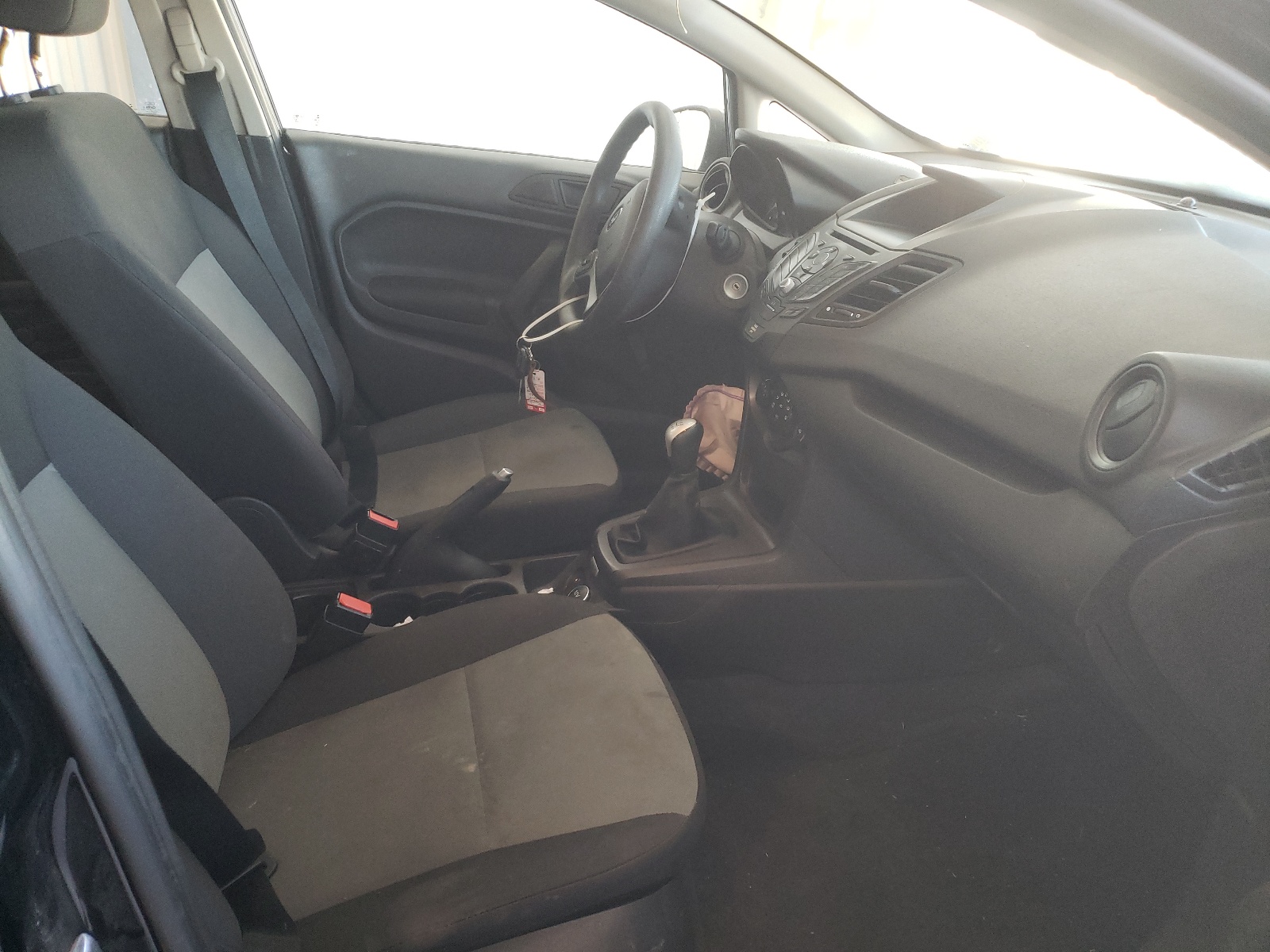 Photo 5 from auction – 2018 FORD FIESTA S with VIN 3FADP4AJ2JM146903