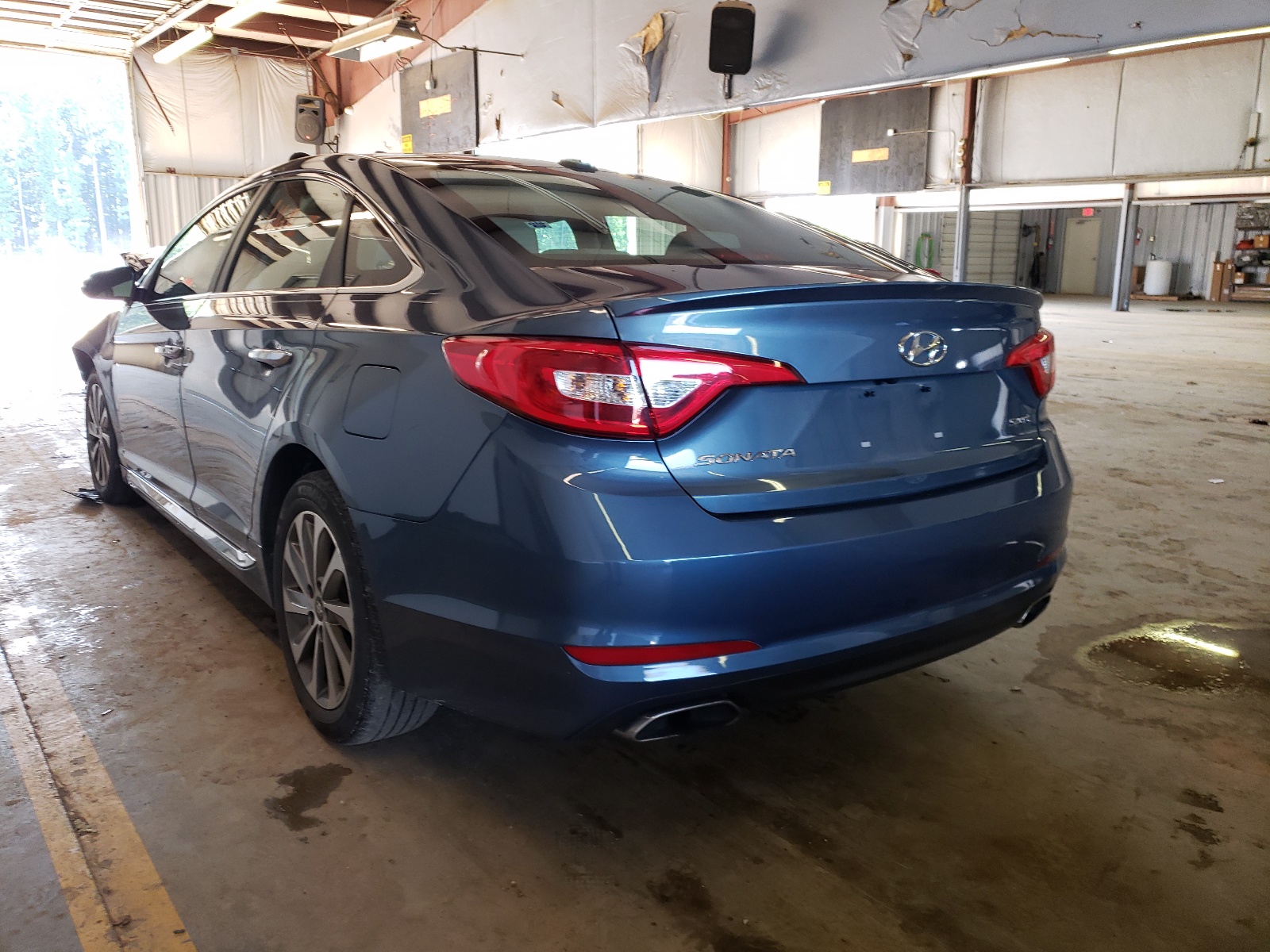 Photo 3 from auction – 2016 HYUNDAI SONATA SPO with VIN 5NPE34AF3GH354423