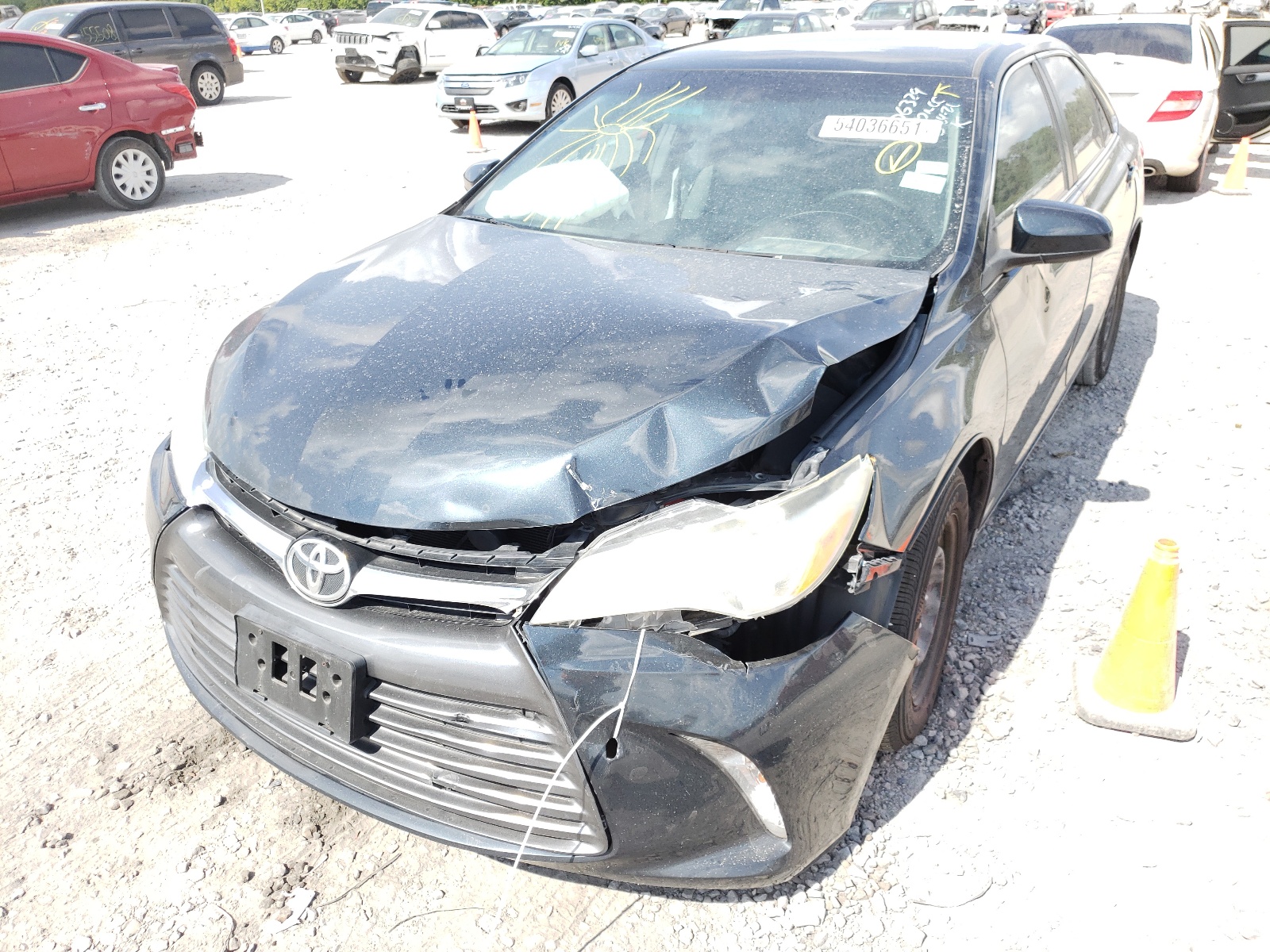 Photo 2 from auction – 2015 TOYOTA CAMRY LE with VIN 4T4BF1FK6FR475726