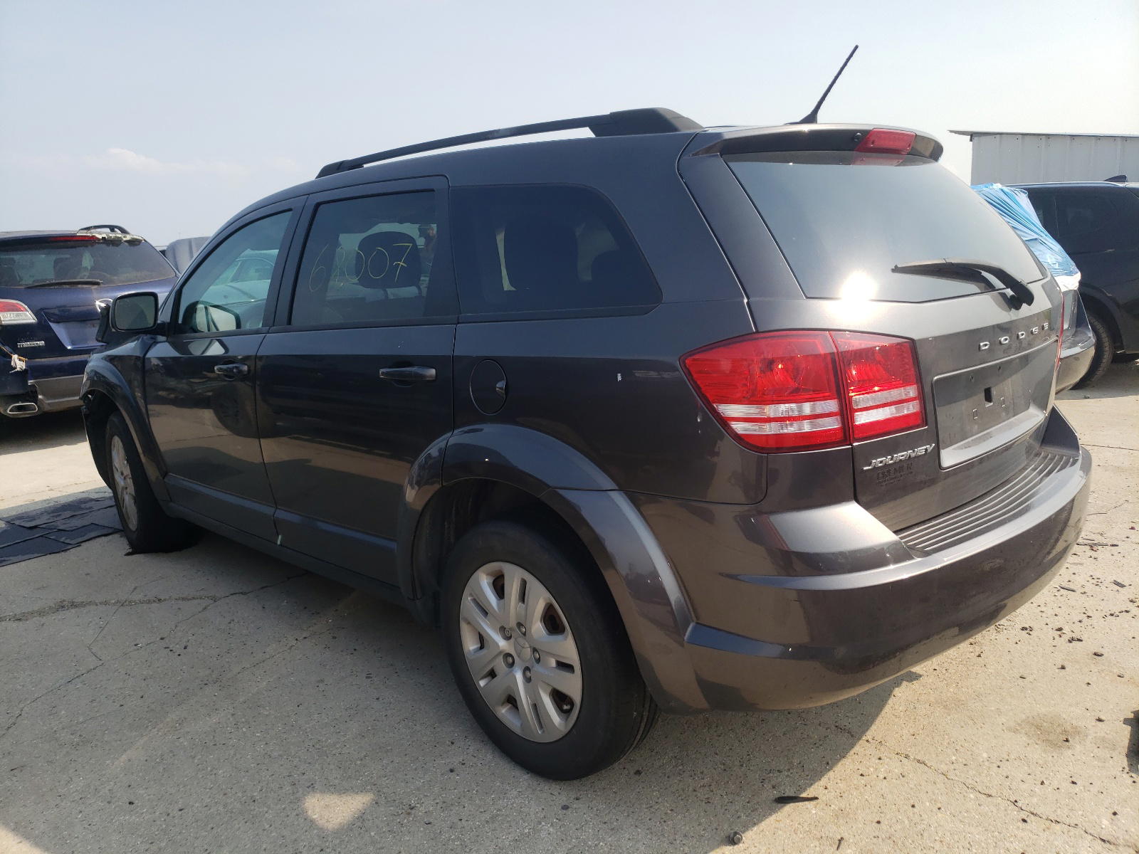Photo 3 from auction – 2018 DODGE JOURNEY SE with VIN 3C4PDCAB2JT236402