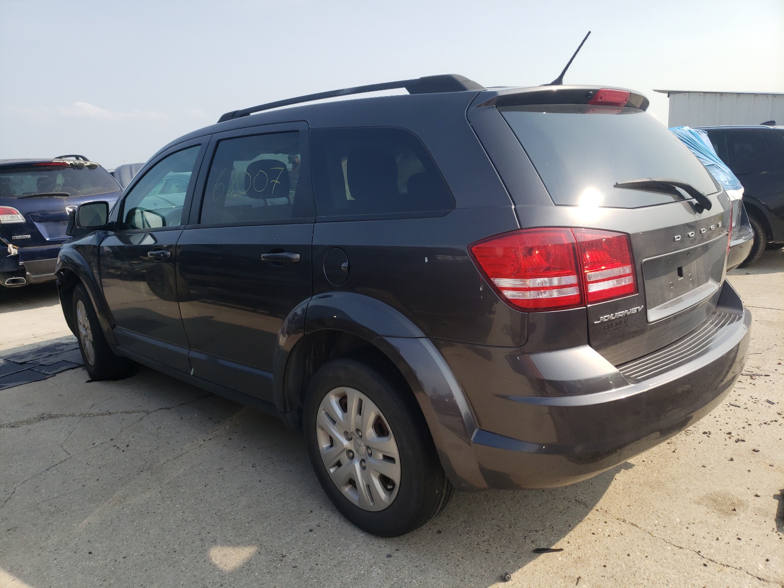 Foto 3 de la subasta – 2018 DODGE JOURNEY SE con VIN 3C4PDCAB2JT236402