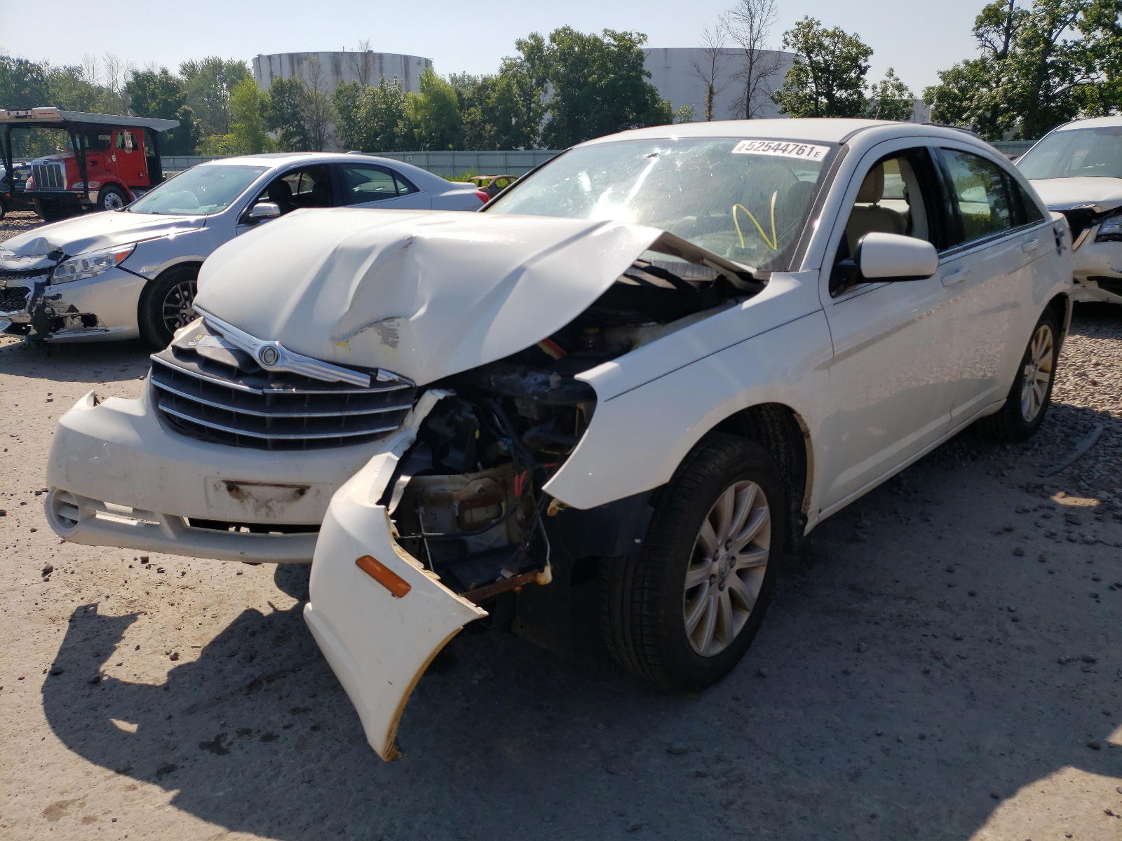 Photo 2 from auction – 2010 CHRYSLER SEBRING LI with VIN 1C3CC5FBXAN188190
