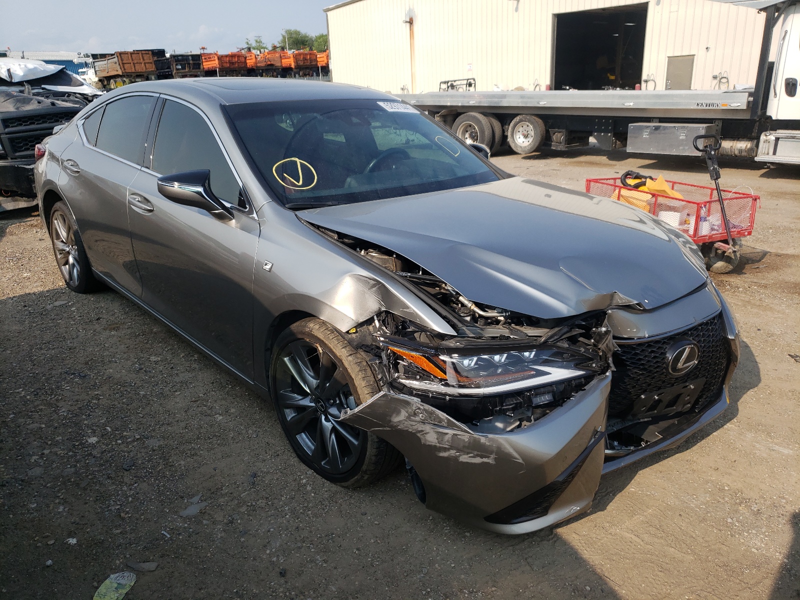 Photo 1 from auction – 2019 LEXUS ES 350 with VIN 58ABZ1B13KU009902