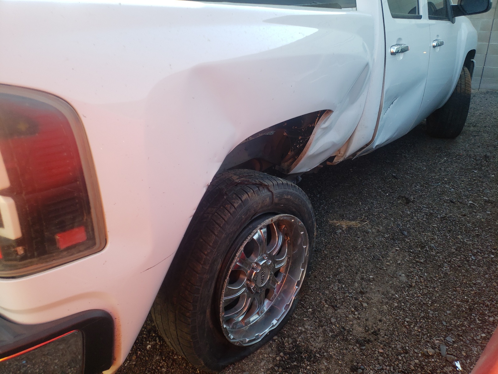 Photo 9 from auction – 2009 CHEVROLET SILVERADO with VIN 3GCEC23029G274068