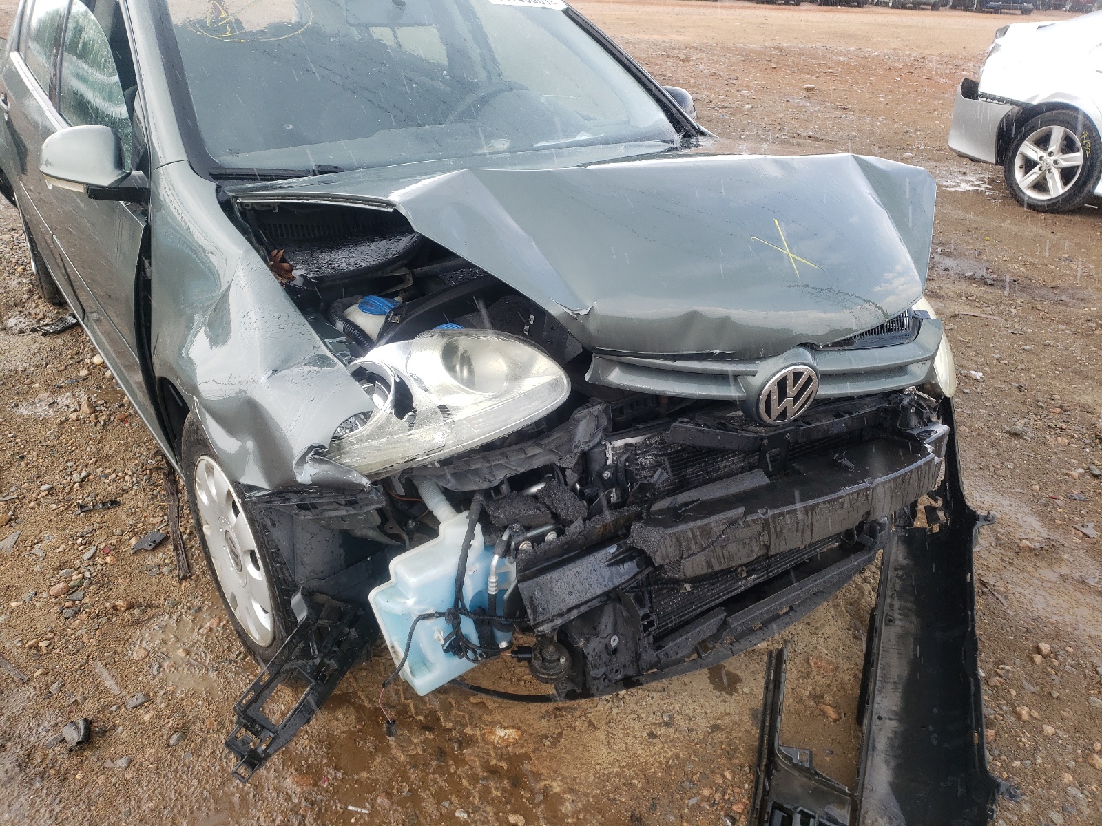 Photo 9 from auction – 2008 VOLKSWAGEN RABBIT with VIN WVWDA71K78W254322