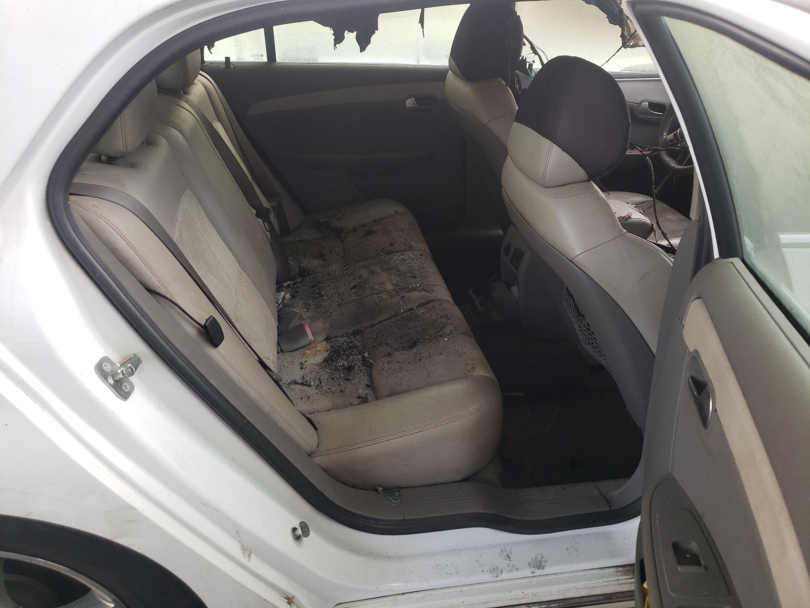 Photo 6 from auction – 2011 CHEVROLET MALIBU 2LT with VIN 1G1ZD5E77BF399853