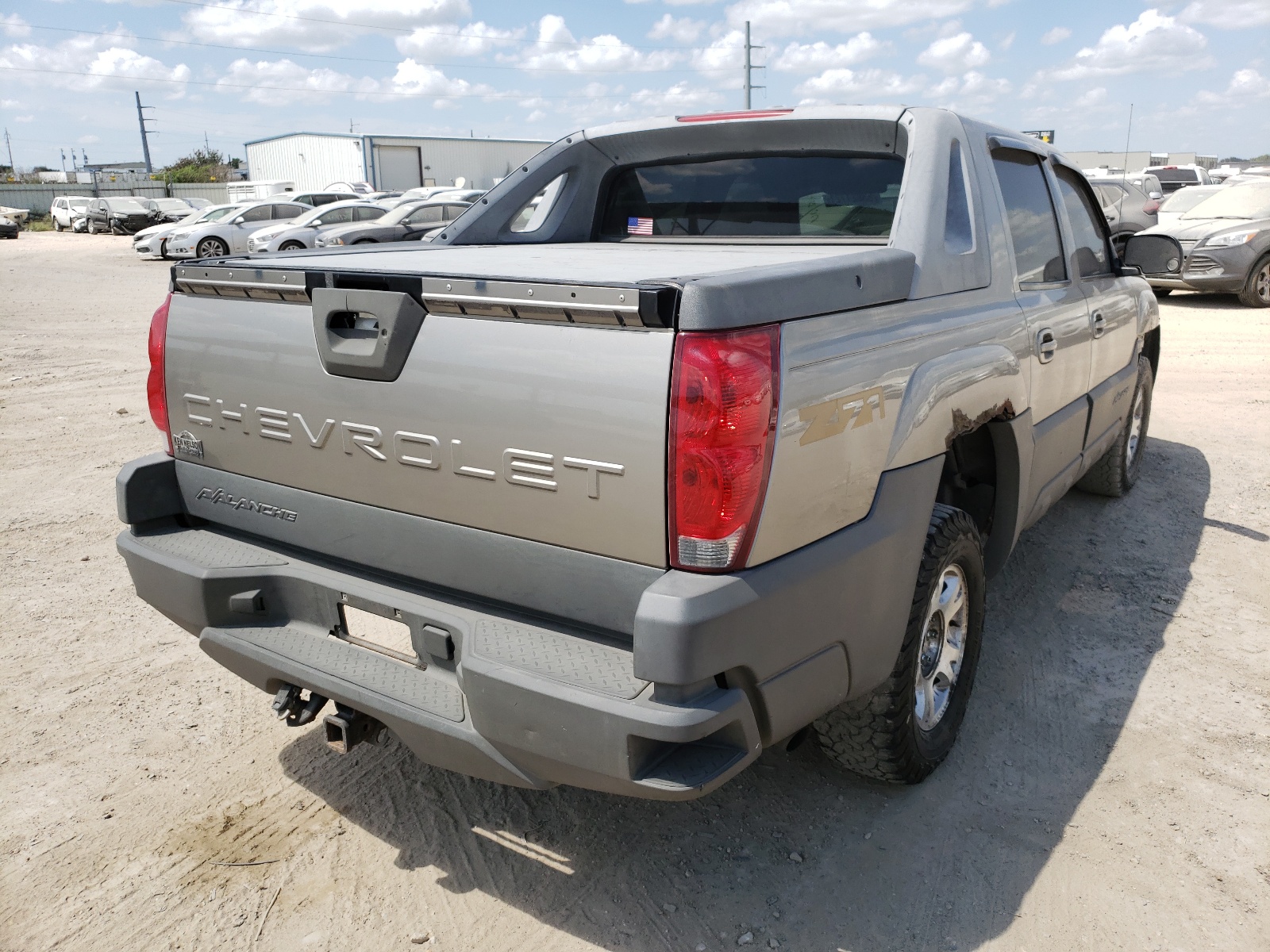 Photo 4 from auction – 2002 CHEVROLET AVALANCHE with VIN 3GNEK13T12G294316