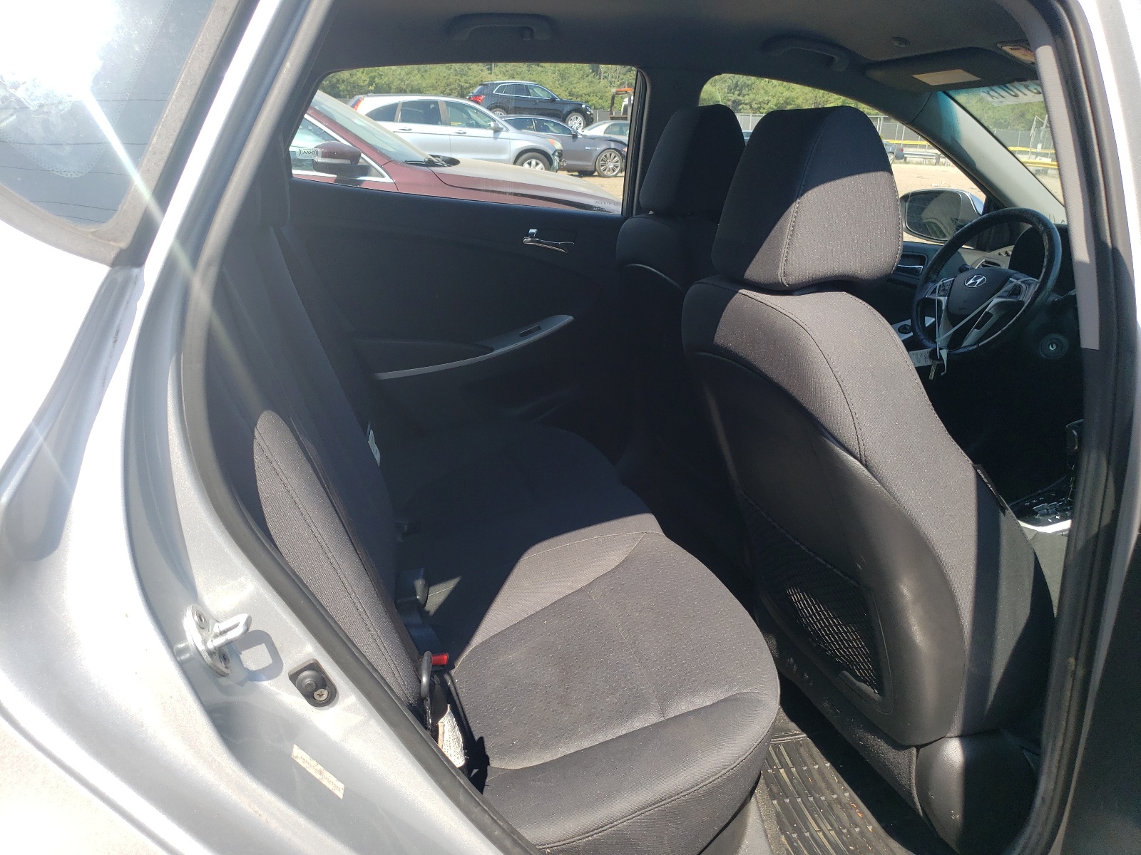 Photo 6 from auction – 2012 HYUNDAI ACCENT GLS with VIN KMHCU5AE2CU012331
