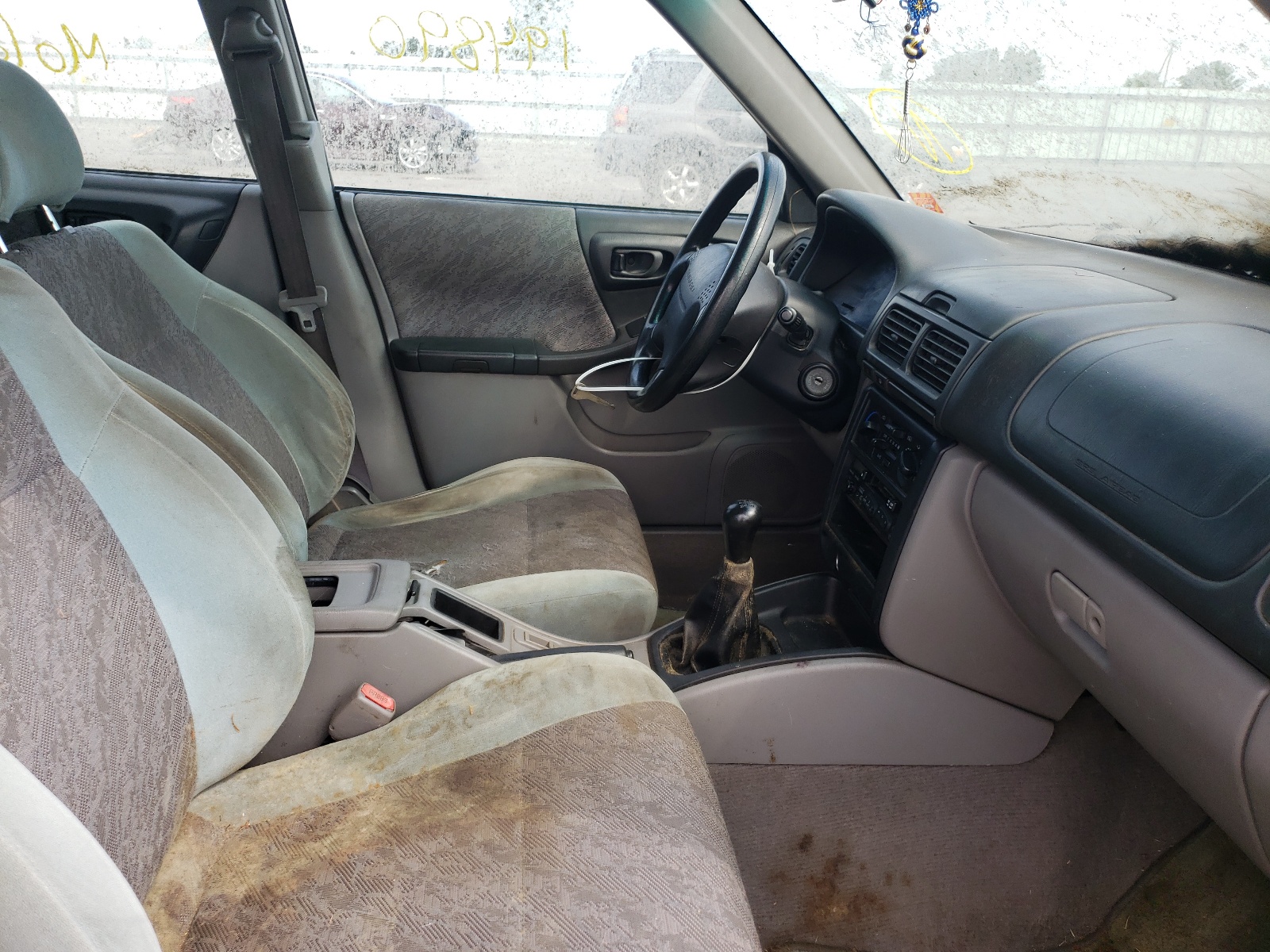 Photo 5 from auction – 1999 SUBARU FORESTER with VIN JF1SF6350XG737451