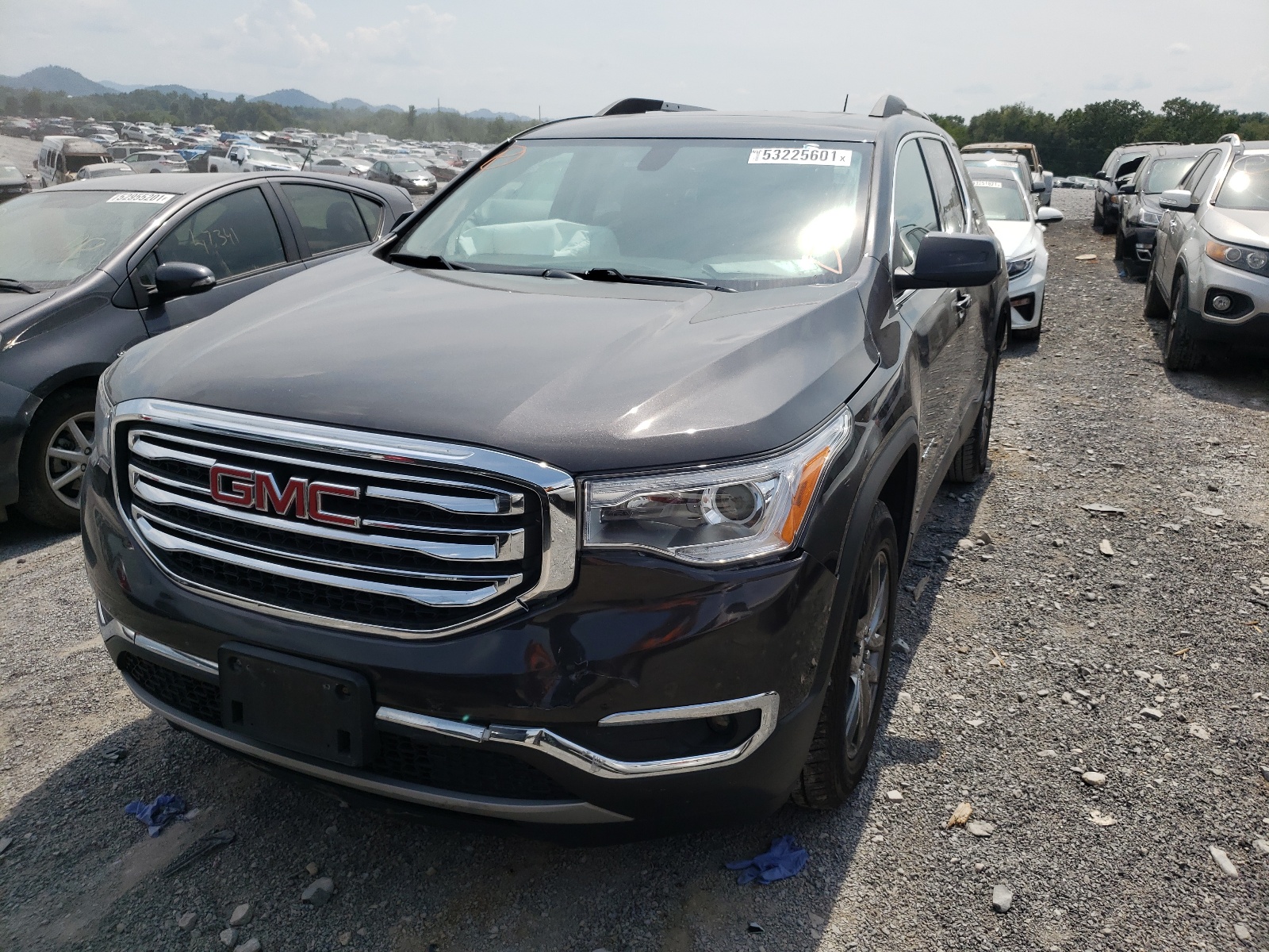 Photo 2 from auction – 2017 GMC ACADIA SLT with VIN 1GKKNMLA5HZ174809