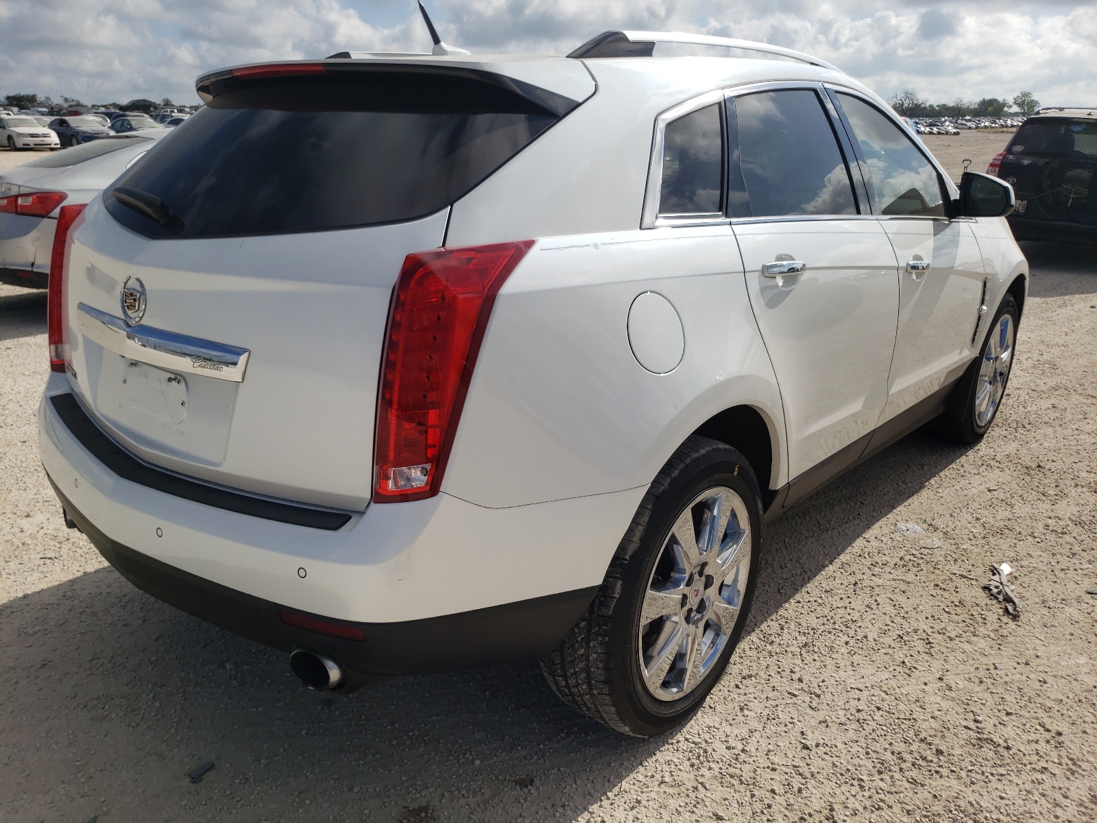 Photo 4 from auction – 2010 CADILLAC SRX PREMIU with VIN 3GYFNCEY1AS601062