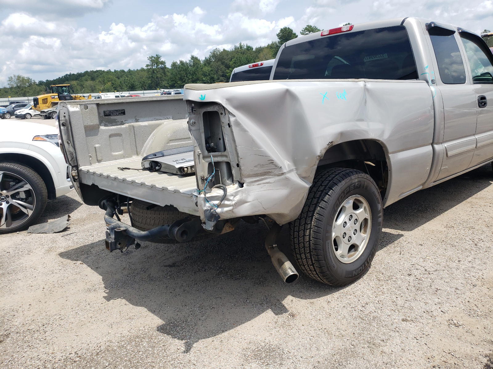 Photo 9 from auction – 2004 CHEVROLET SILVERADO with VIN 2GCEC19T441432164