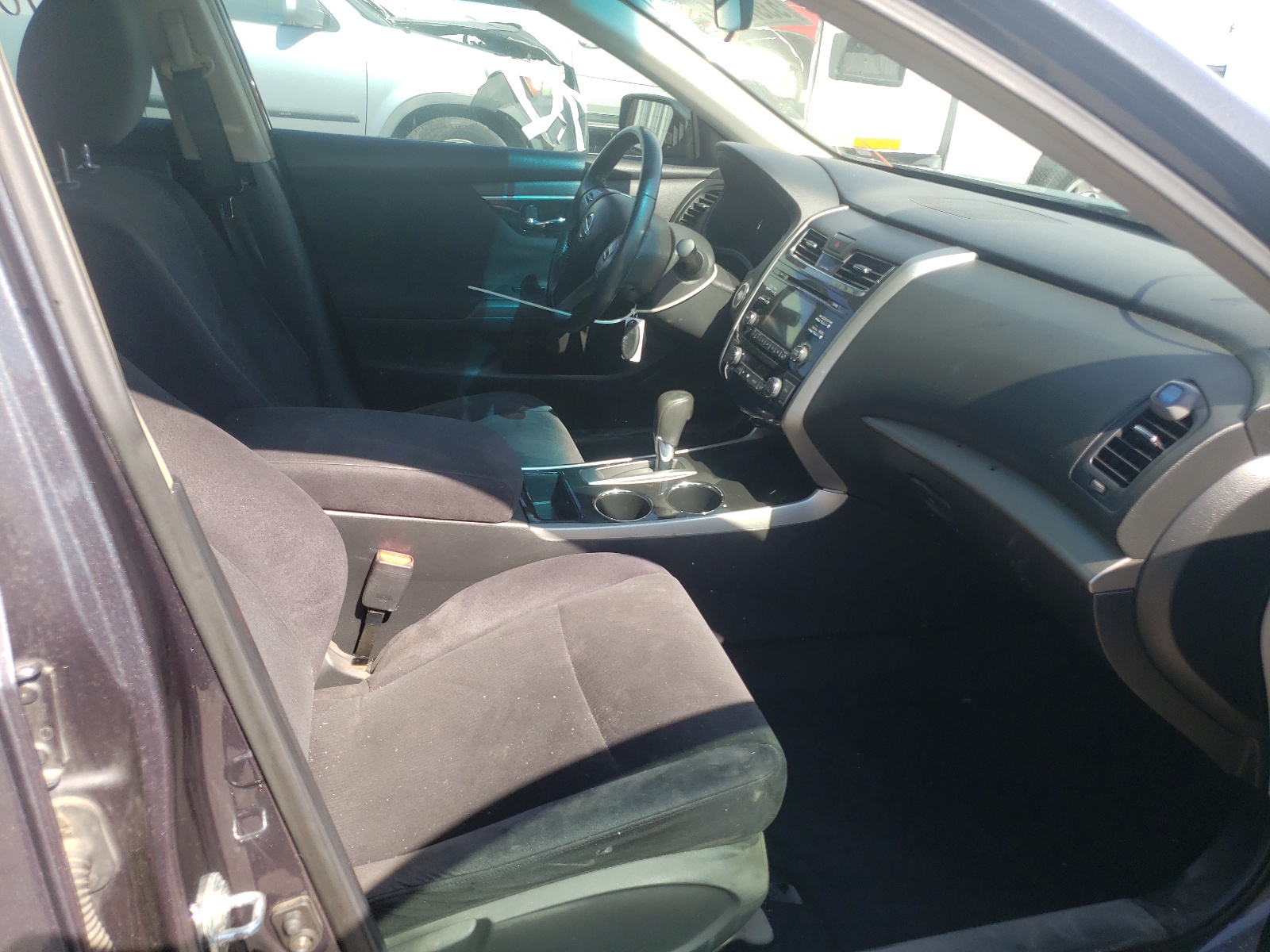 Photo 5 from auction – 2013 NISSAN ALTIMA 2.5 with VIN 1N4AL3AP4DN450418