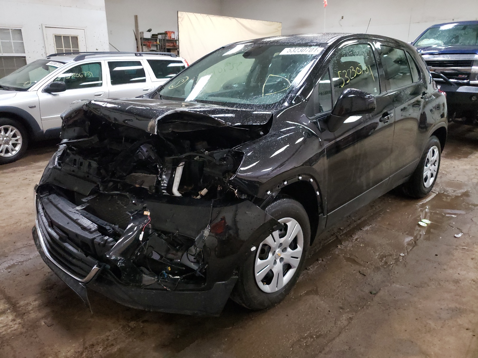 Photo 2 from auction – 2019 CHEVROLET TRAX LS with VIN 3GNCJKSB4KL127965