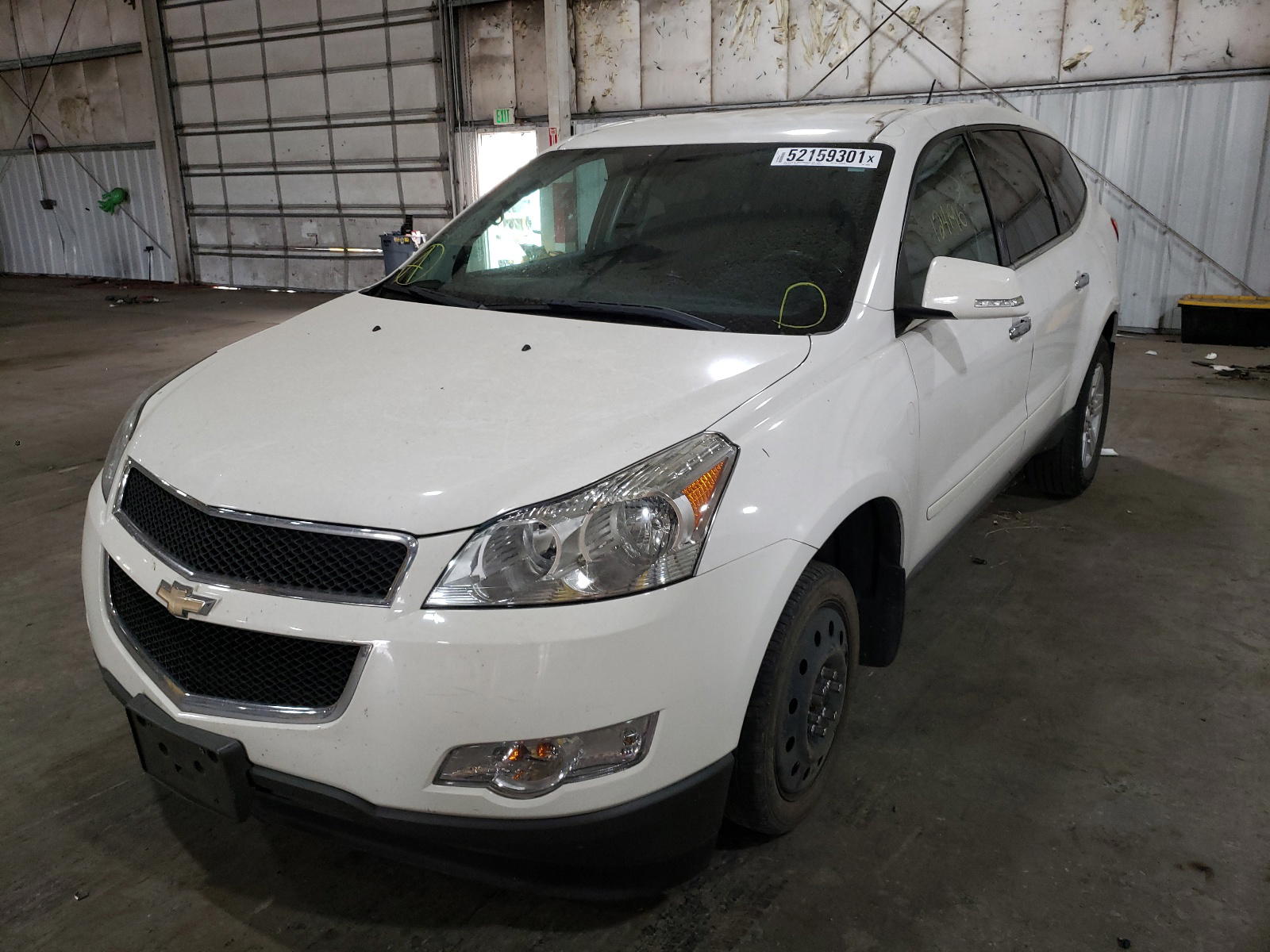 Photo 2 from auction – 2011 CHEVROLET TRAVERSE L with VIN 1GNKRGED8BJ199404