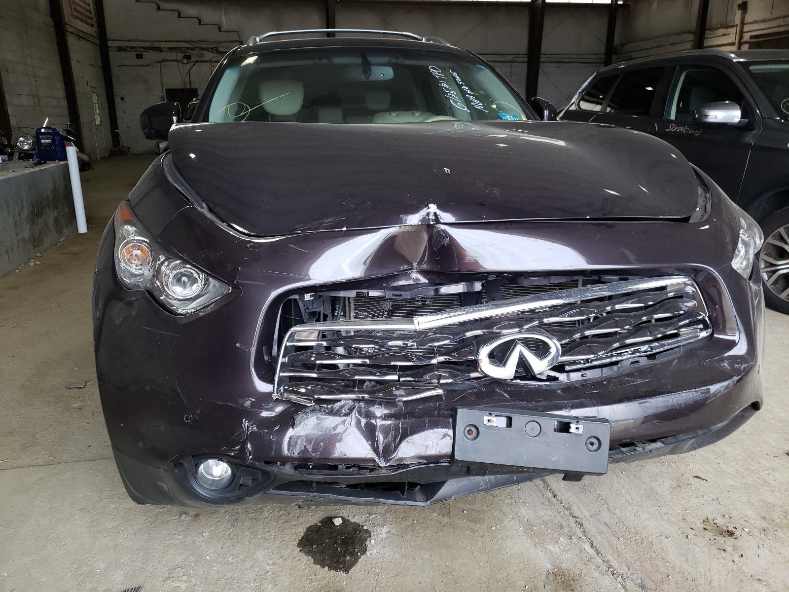 Photo 9 from auction – 2009 INFINITI FX35 with VIN JNRAS18W09M155425
