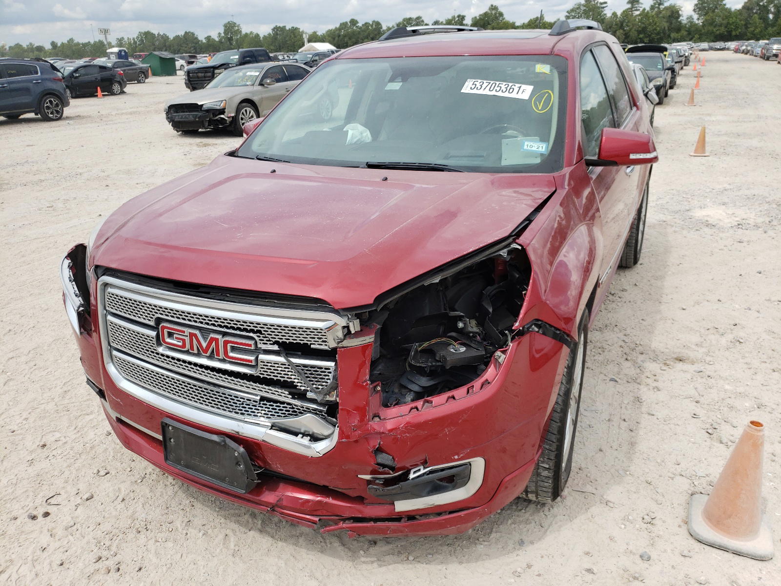 Photo 2 from auction – 2014 GMC ACADIA DEN with VIN 1GKKRTKD5EJ176872