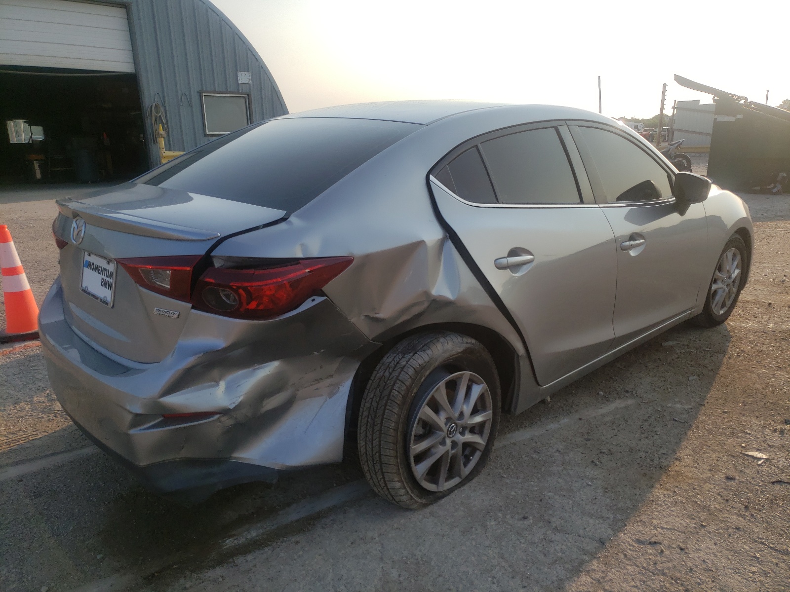 Фото 4 с аукциона – 2015 MAZDA 3 TOURING с VIN 3MZBM1V74FM176366