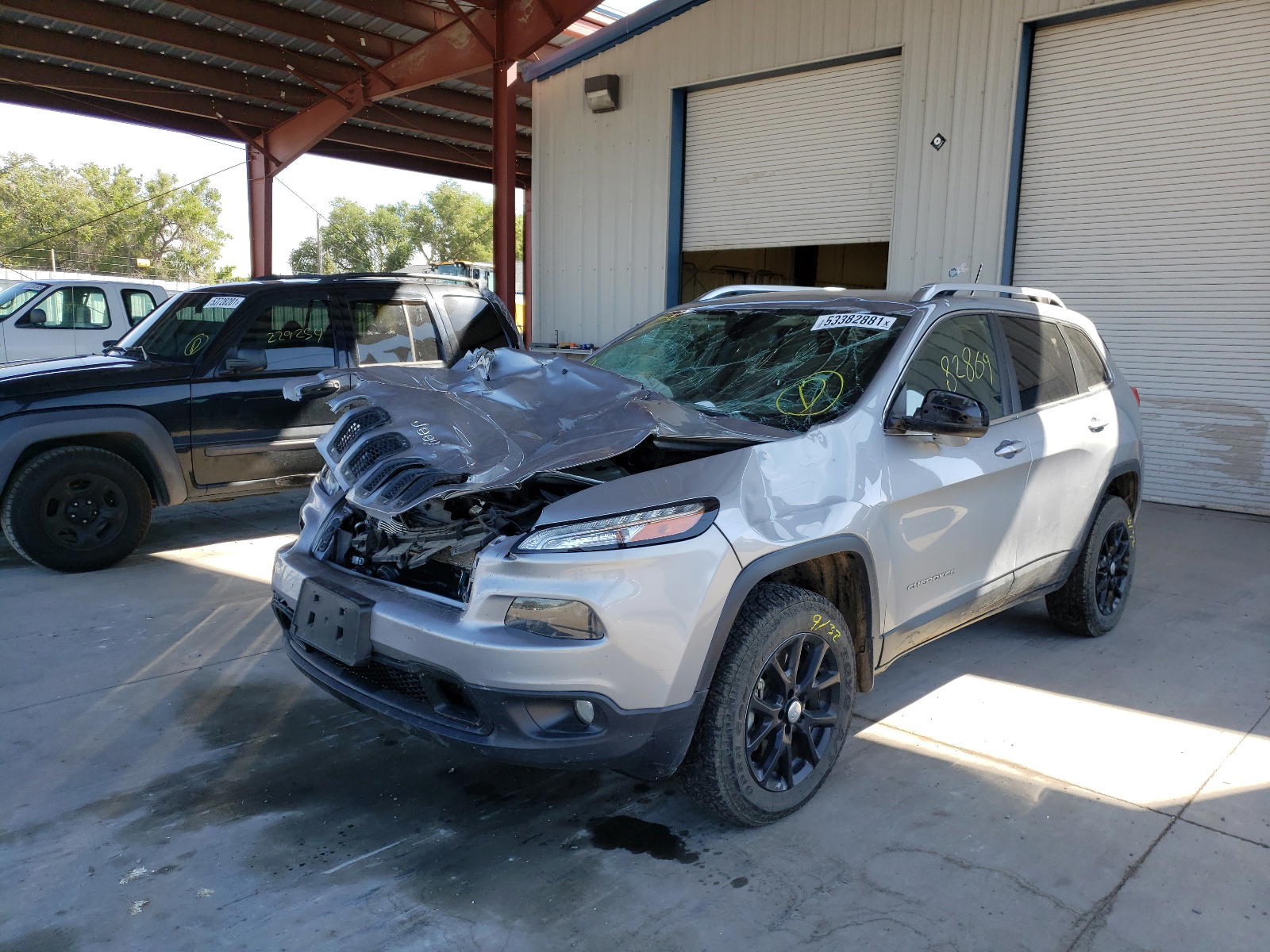 Photo 2 from auction – 2014 JEEP CHEROKEE L with VIN 1C4PJMCS7EW178153