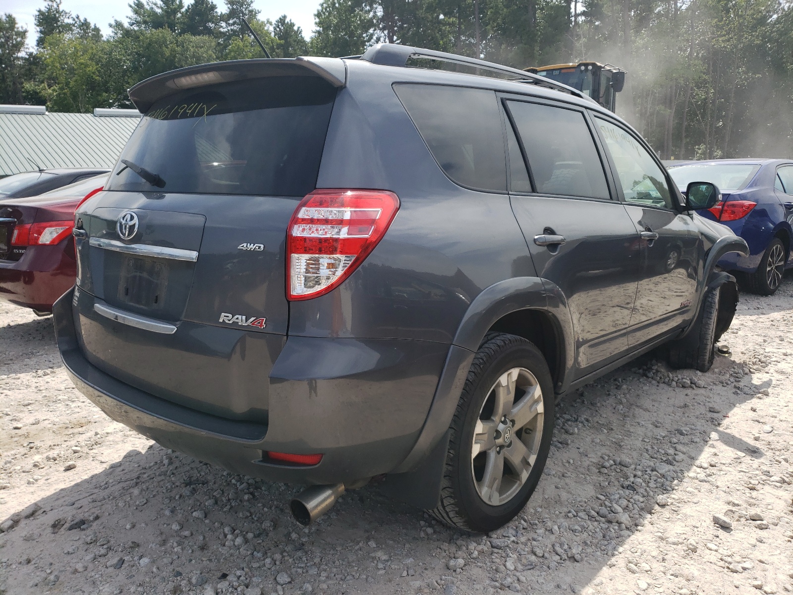 Photo 4 from auction – 2011 TOYOTA RAV4 SPORT with VIN JTMRF4DV1B5043013
