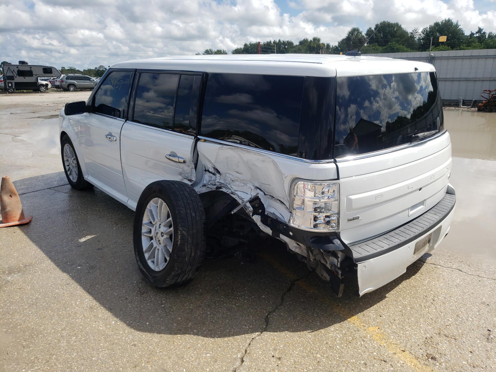 Photo 3 from auction – 2015 FORD FLEX SEL with VIN 2FMGK5C86FBA02863