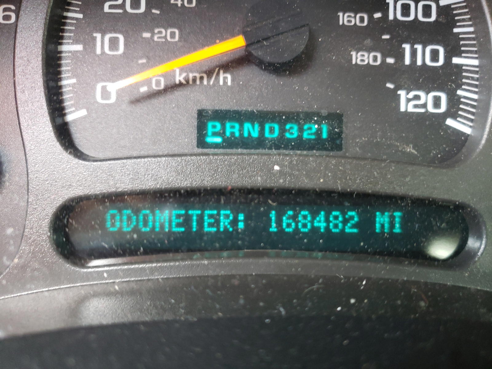 Photo 8 from auction – 2004 CHEVROLET SILVERADO with VIN 2GCEC19T241100062