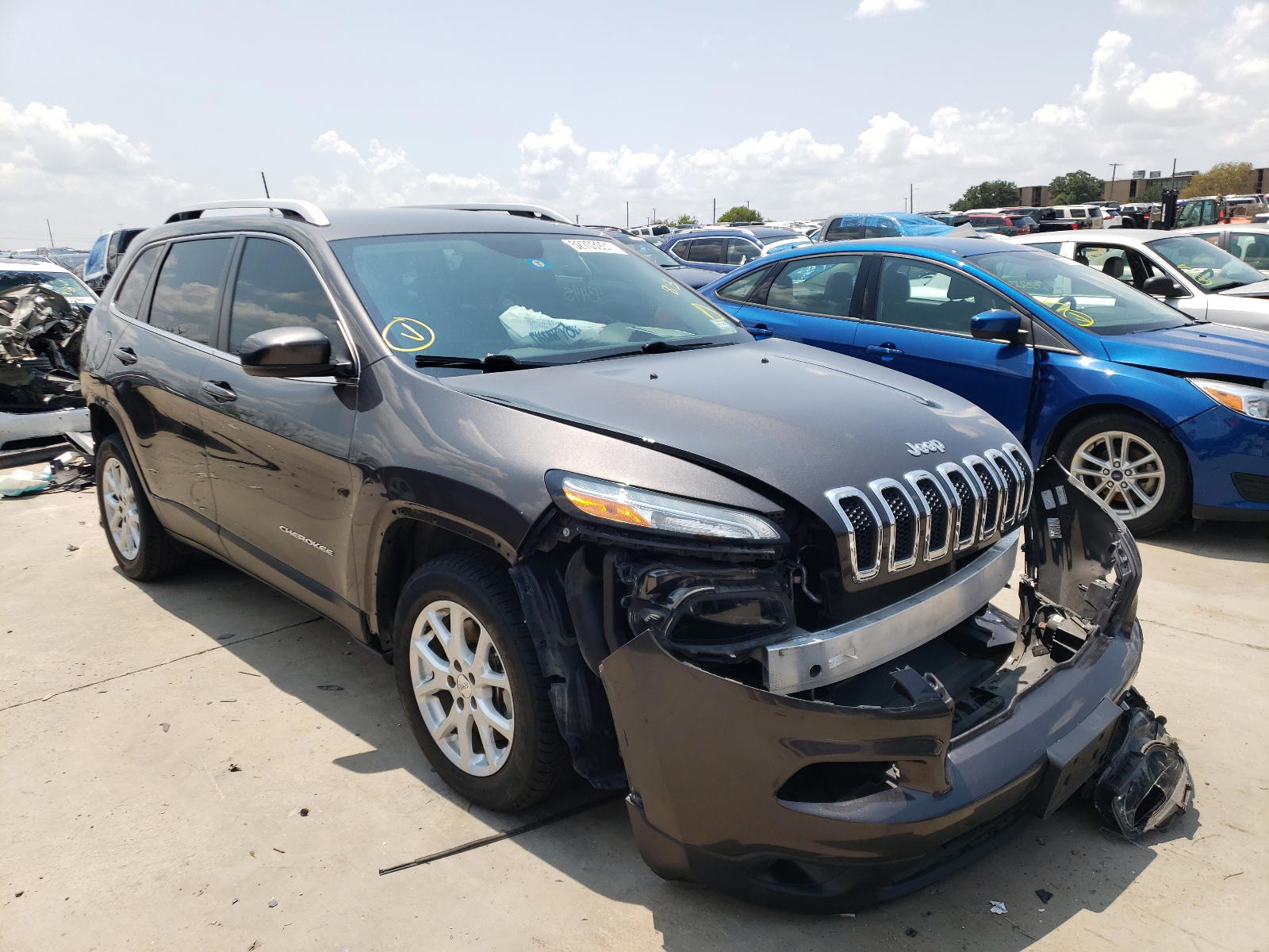 JEEP CHEROKEE L 2018 with VIN 1C4PJLLX2JD553085 - Photo from auction