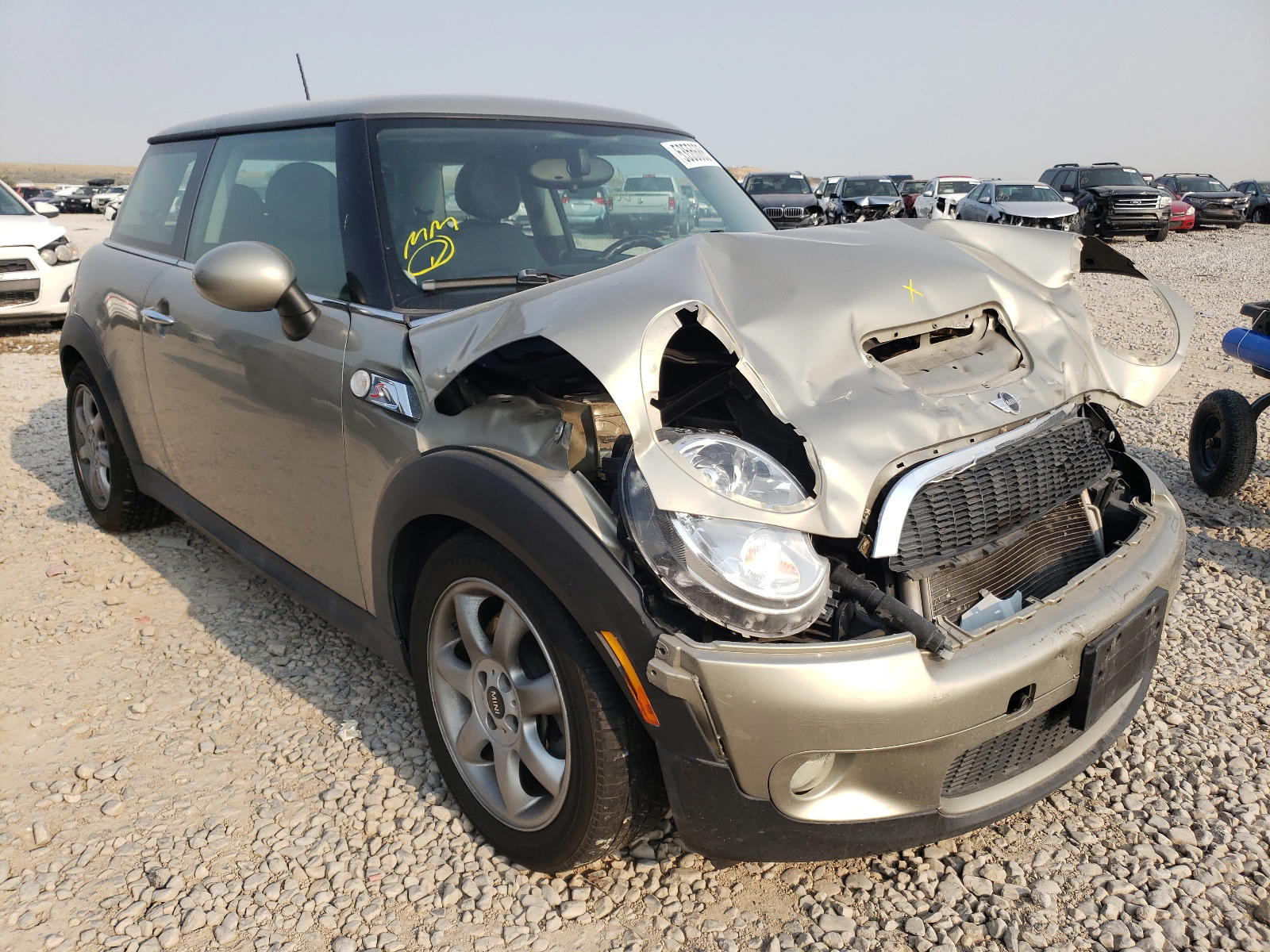MINI COOPER S 2010 with VIN WMWMF7C57ATZ73339 - Photo from auction