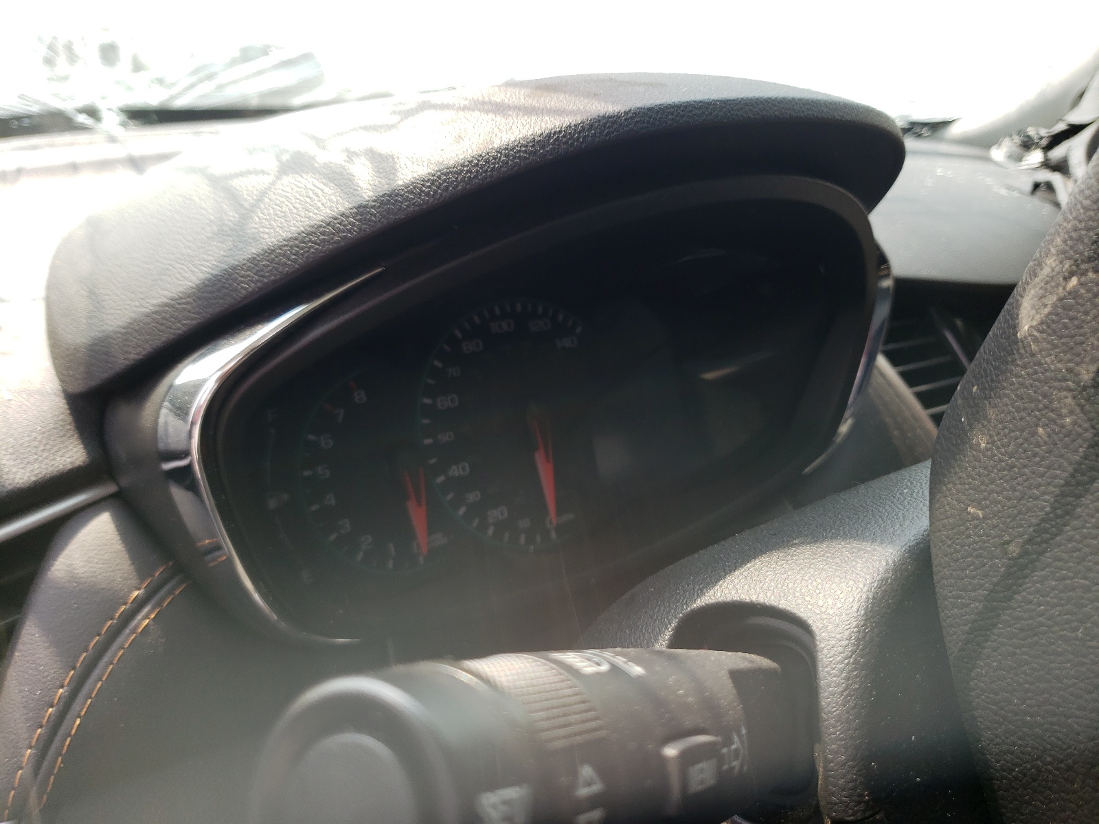 Photo 8 from auction – 2020 CHEVROLET TRAX LS with VIN KL7CJKSB0LB083892