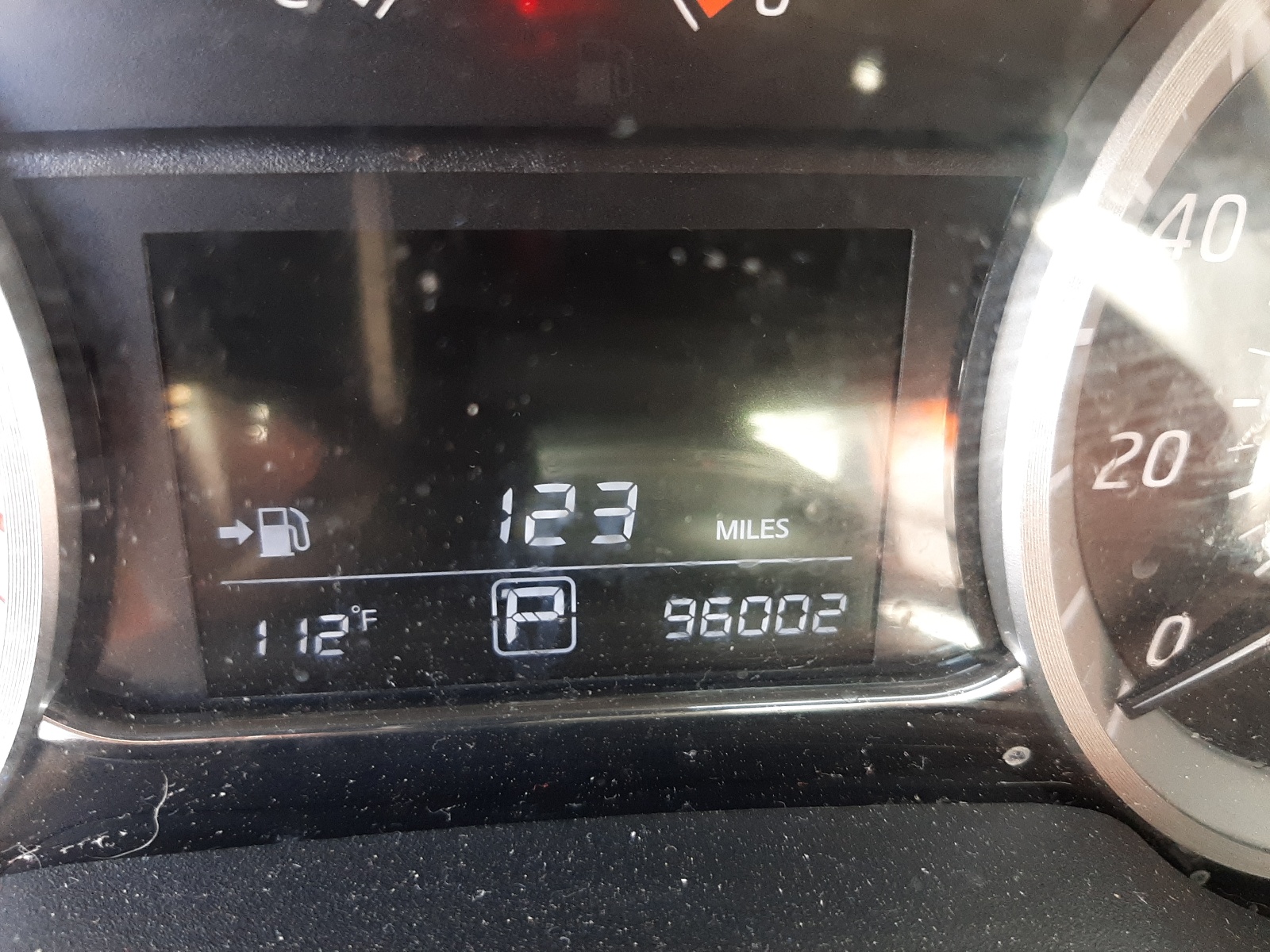 Photo 8 from auction – 2014 NISSAN SENTRA S with VIN 3N1AB7AP0EY269022