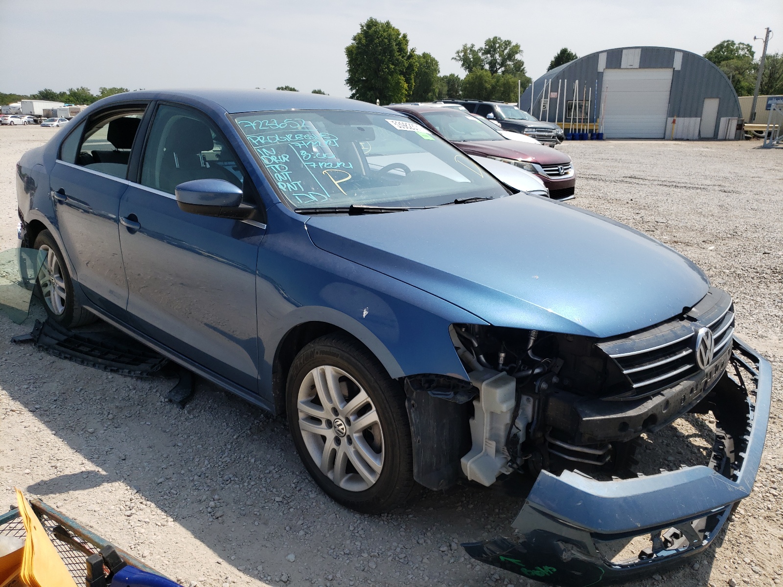 Photo 1 from auction – 2017 VOLKSWAGEN JETTA S with VIN 3VW2B7AJ0HM346414