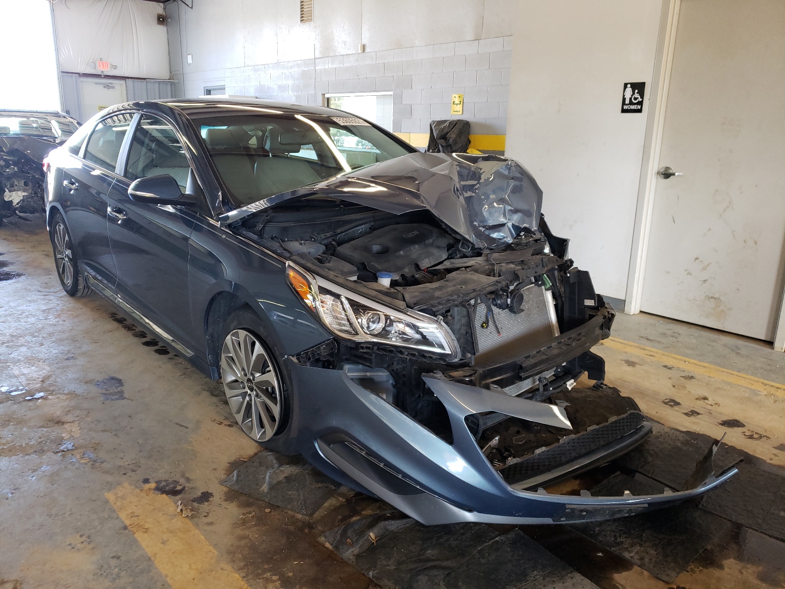 Photo 1 from auction – 2016 HYUNDAI SONATA SPO with VIN 5NPE34AF3GH354423