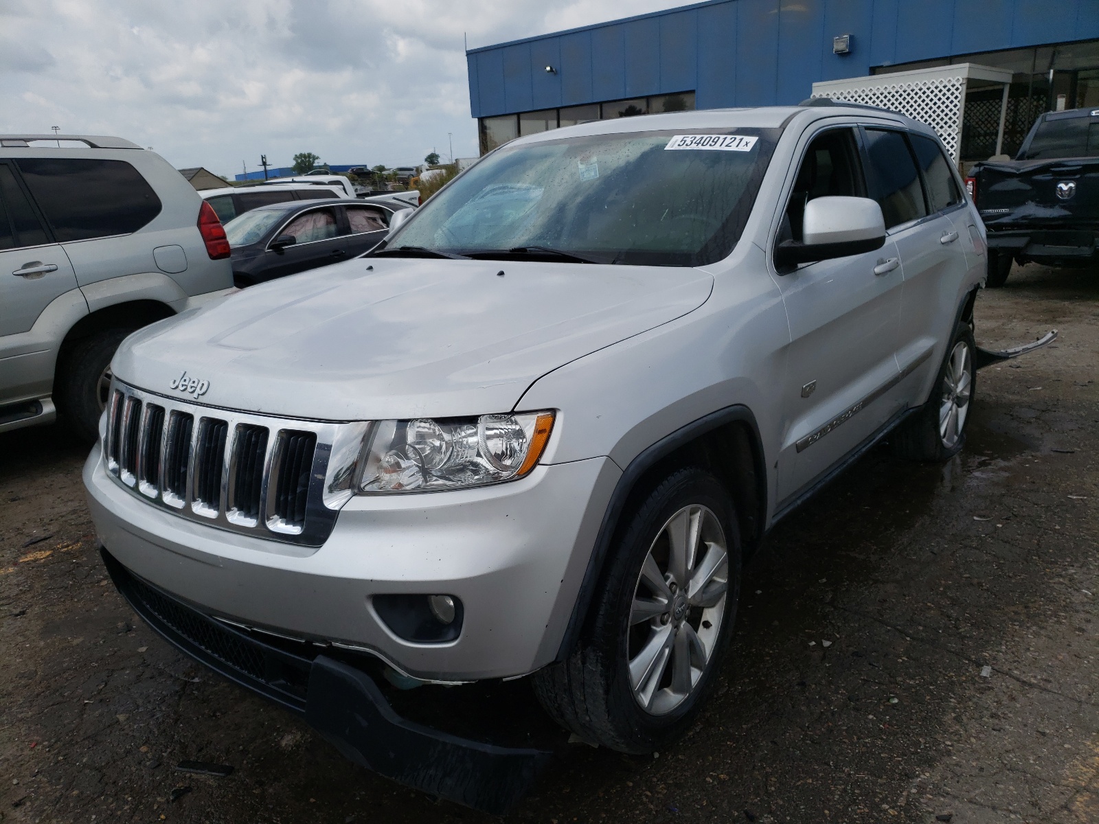Photo 2 from auction – 2011 JEEP GRAND CHER with VIN 1J4RR4GGXBC646181