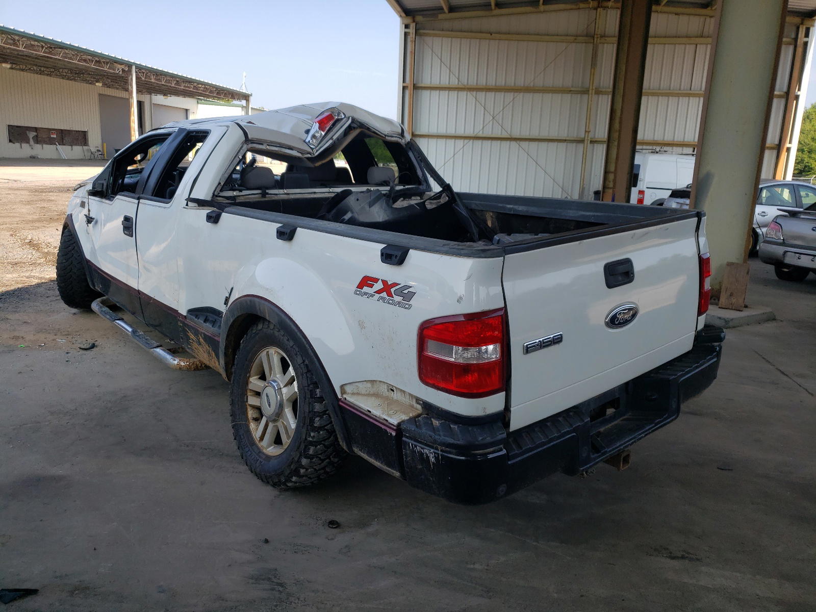 Photo 3 from auction – 2005 FORD F150 with VIN 1FTPX04535KB99654