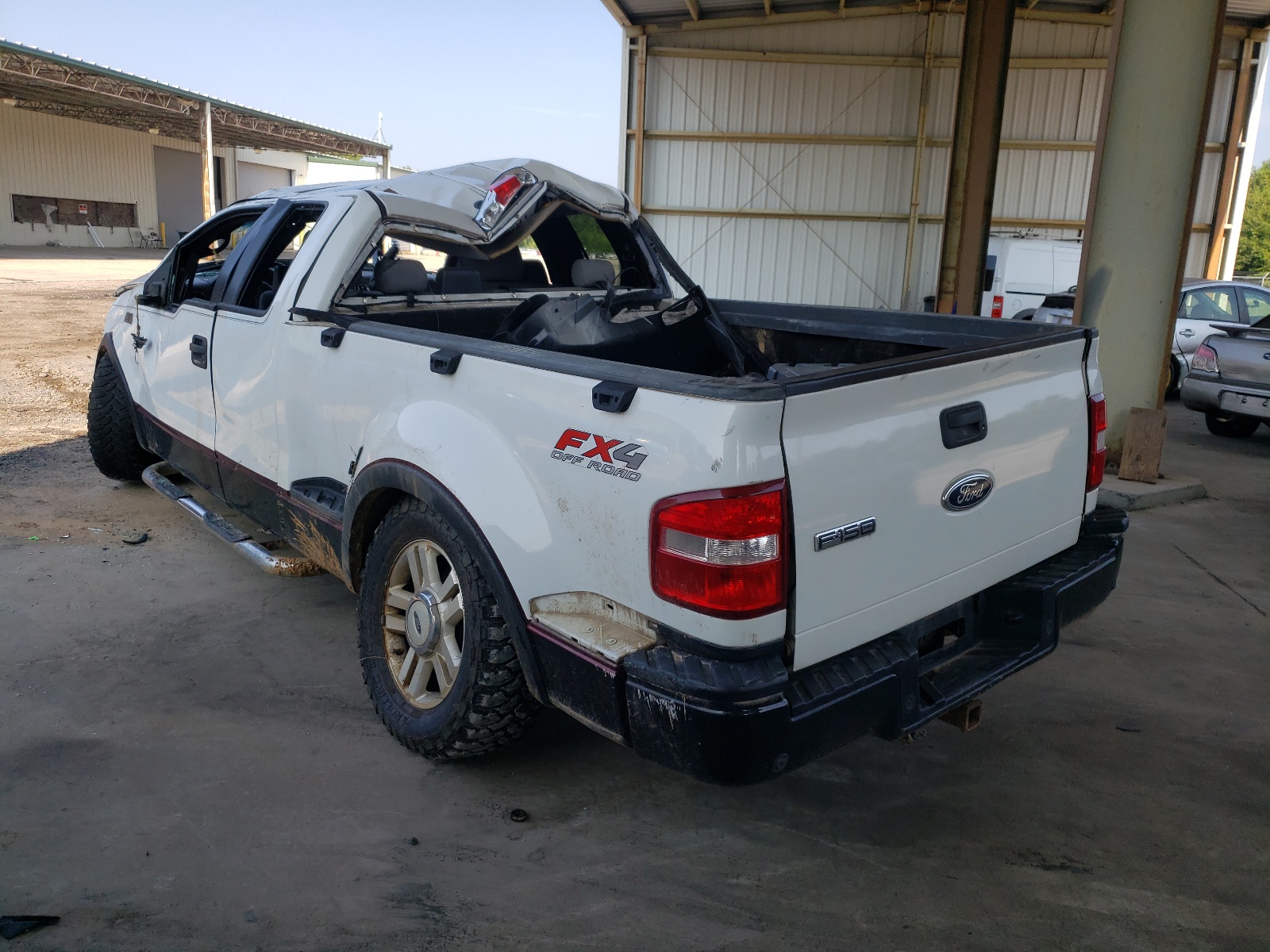 Zdjęcie 3 z aukcji – 2005 FORD F150 z VIN 1FTPX04535KB99654