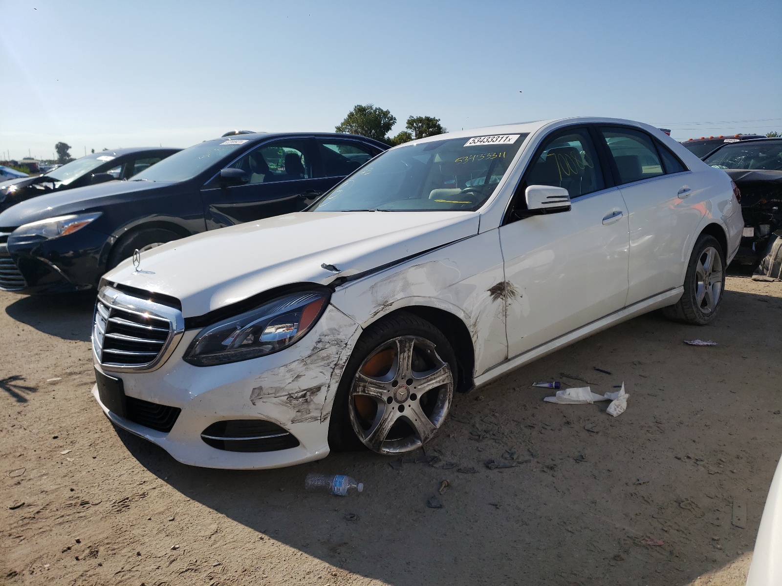 Photo 2 from auction – 2016 MERCEDES-BENZ E 350 with VIN WDDHF5KB4GB299204