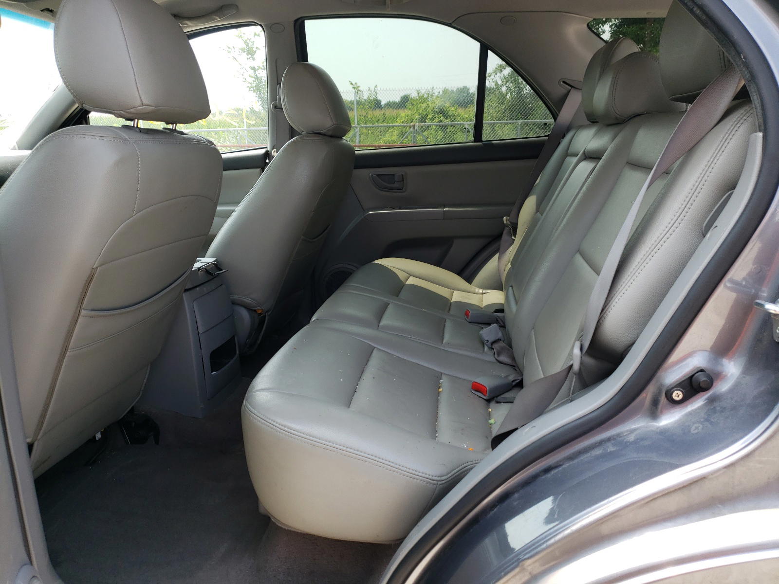 Photo 6 from auction – 2009 KIA SORENTO with VIN KNDJD735X95871030