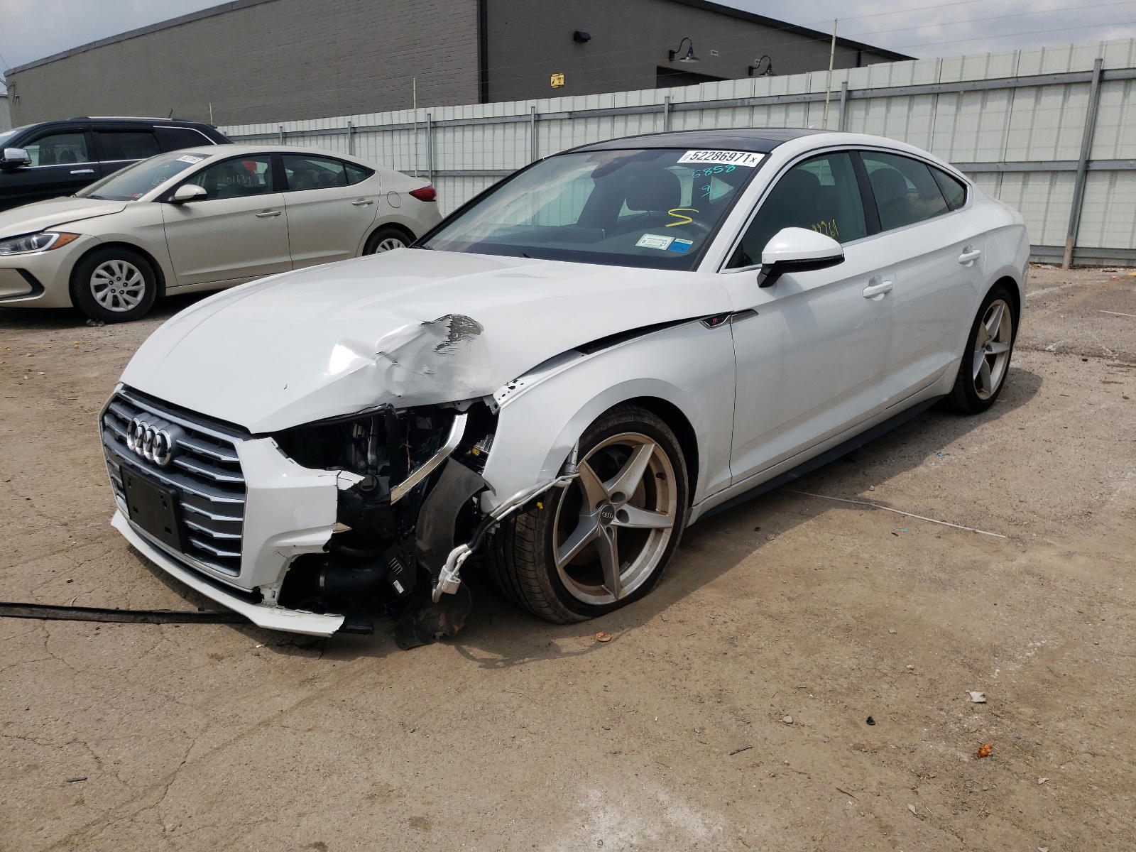 Photo 2 from auction – 2018 AUDI A5 PREMIUM with VIN WAUENCF50JA136858