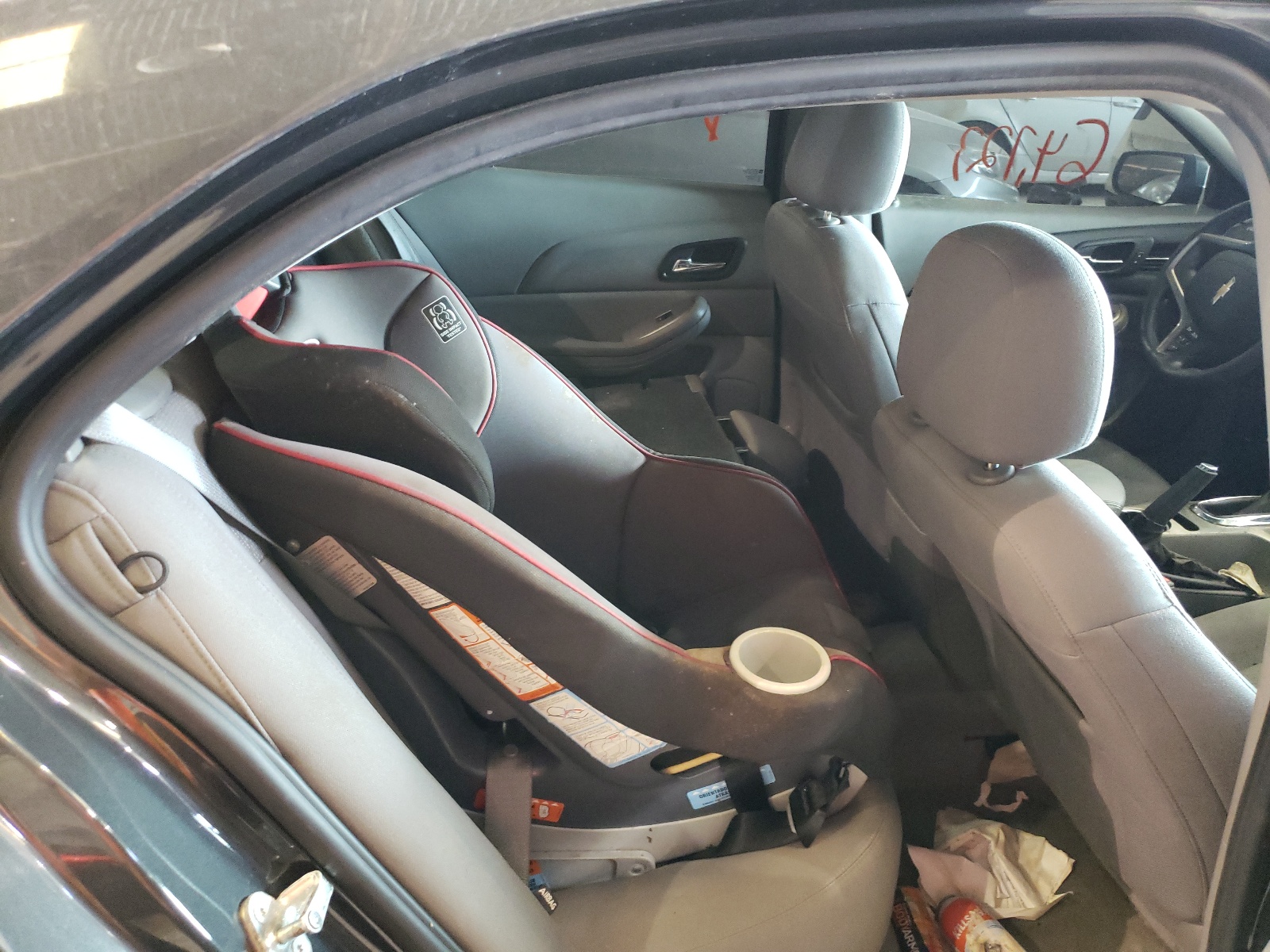 Photo 6 from auction – 2014 CHEVROLET MALIBU LS with VIN 1G11B5SL5EF245120