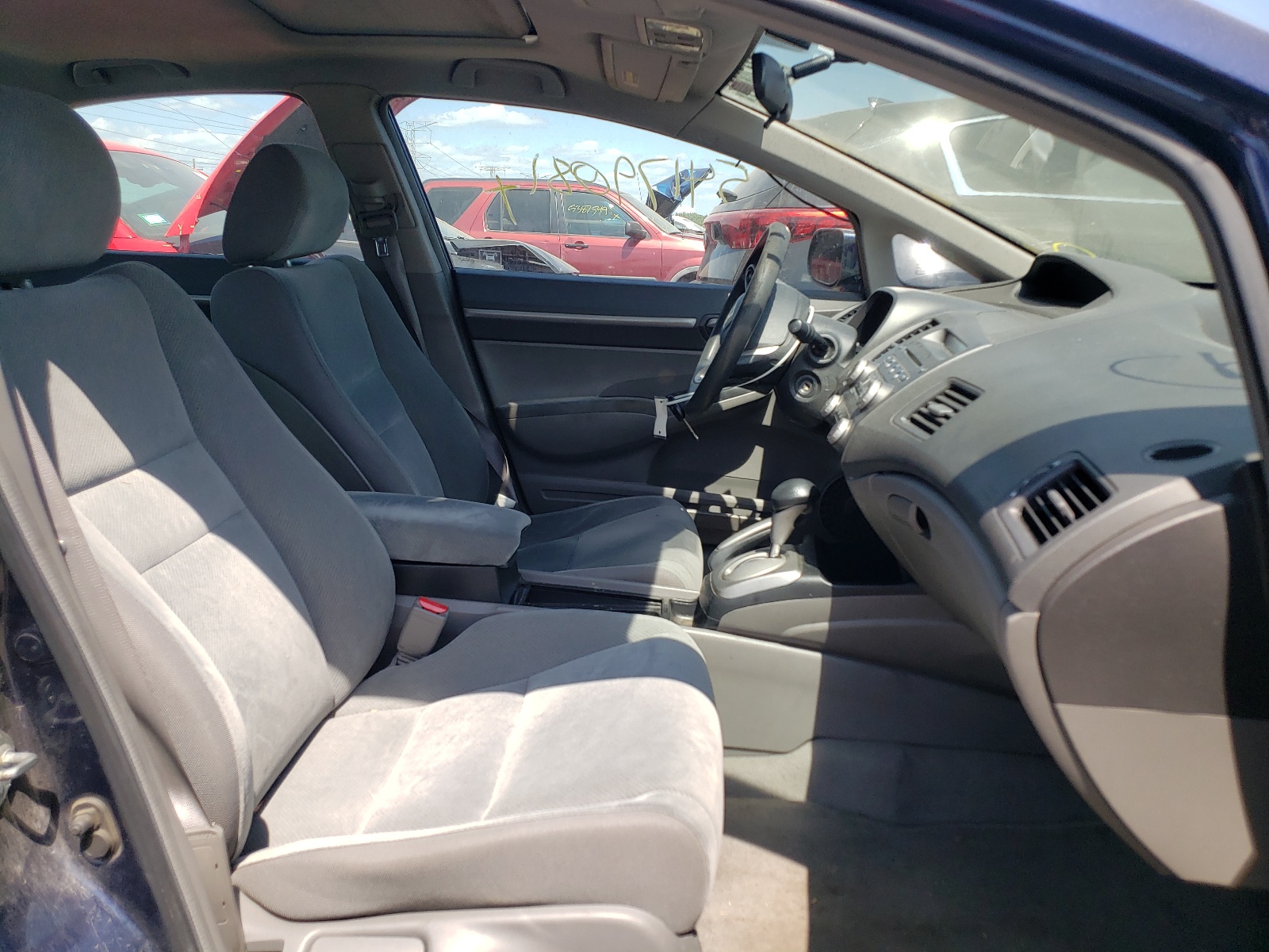 Photo 5 from auction – 2009 HONDA CIVIC EX with VIN 19XFA16889E006045