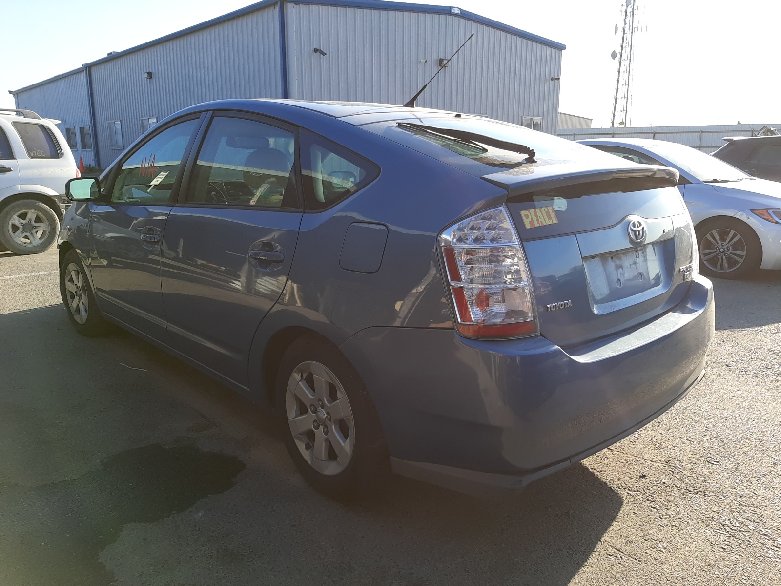 Photo 3 from auction – 2006 TOYOTA PRIUS with VIN JTDKB20U967522787