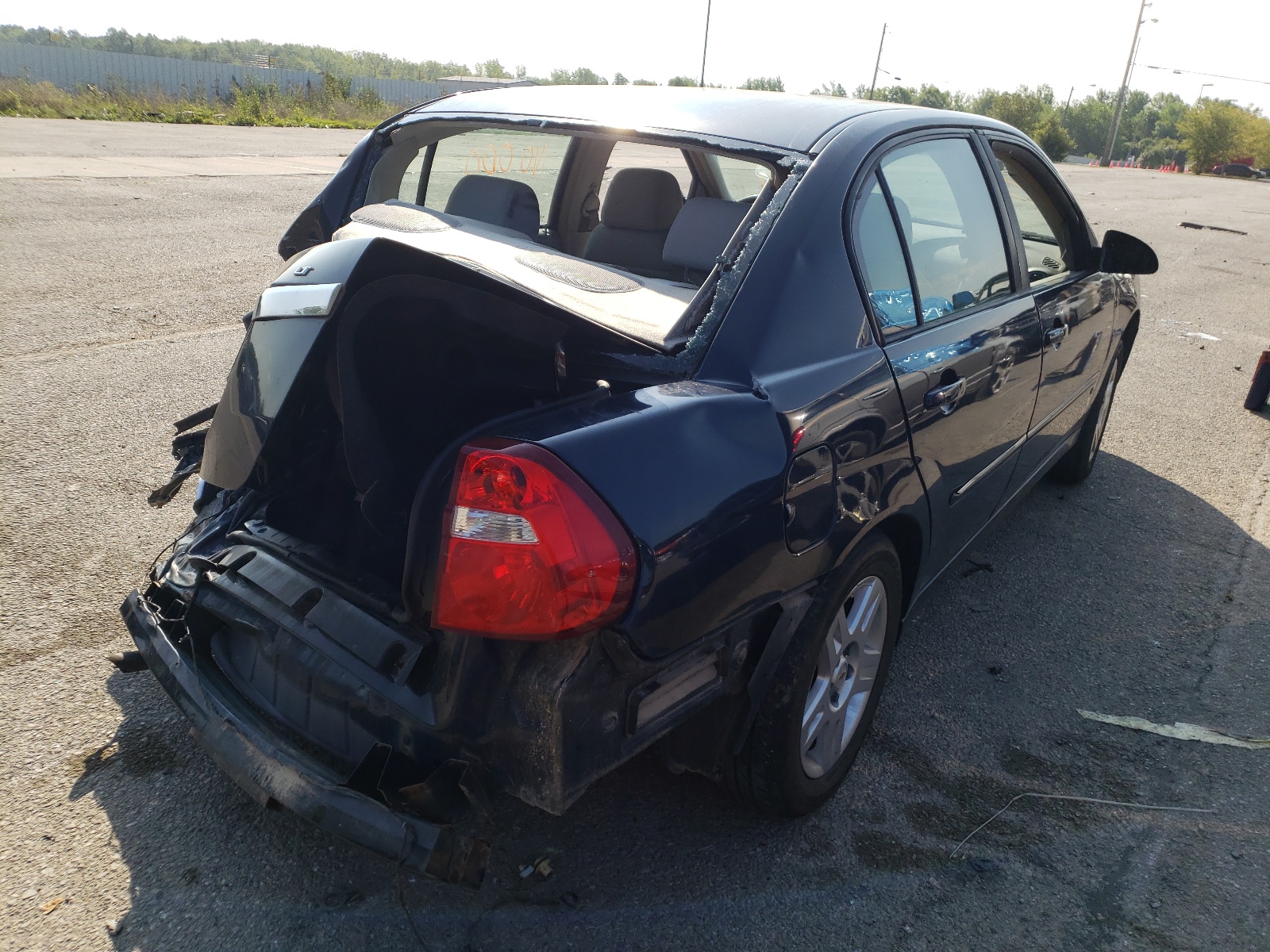 Photo 4 from auction – 2006 CHEVROLET MALIBU LT with VIN 1G1ZT53F96F213846