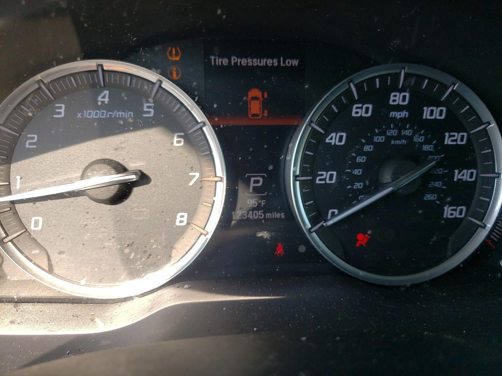 Photo 8 from auction – 2015 ACURA MDX with VIN 5FRYD4H21FB021372