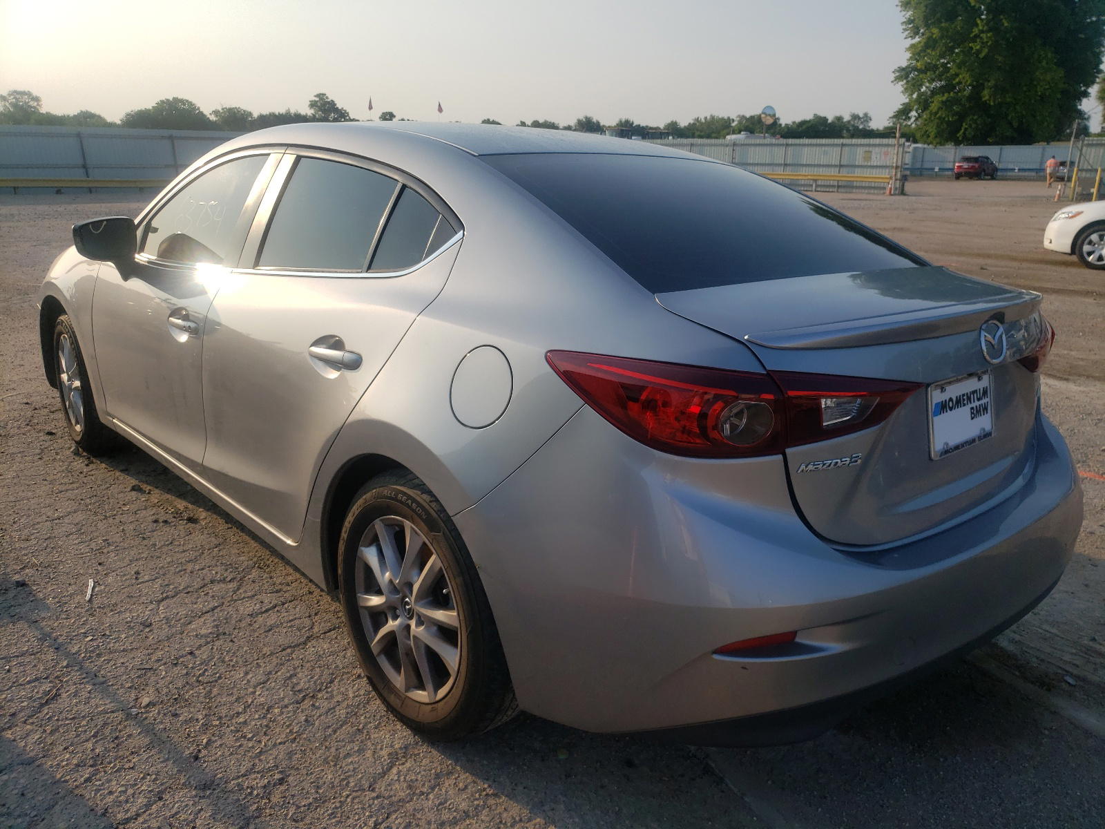 Photo 3 from auction – 2015 MAZDA 3 TOURING with VIN 3MZBM1V74FM176366