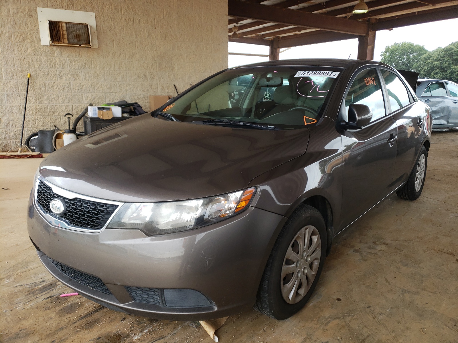 Zdjęcie 2 z aukcji – 2013 KIA FORTE EX z VIN KNAFU4A28D5736275